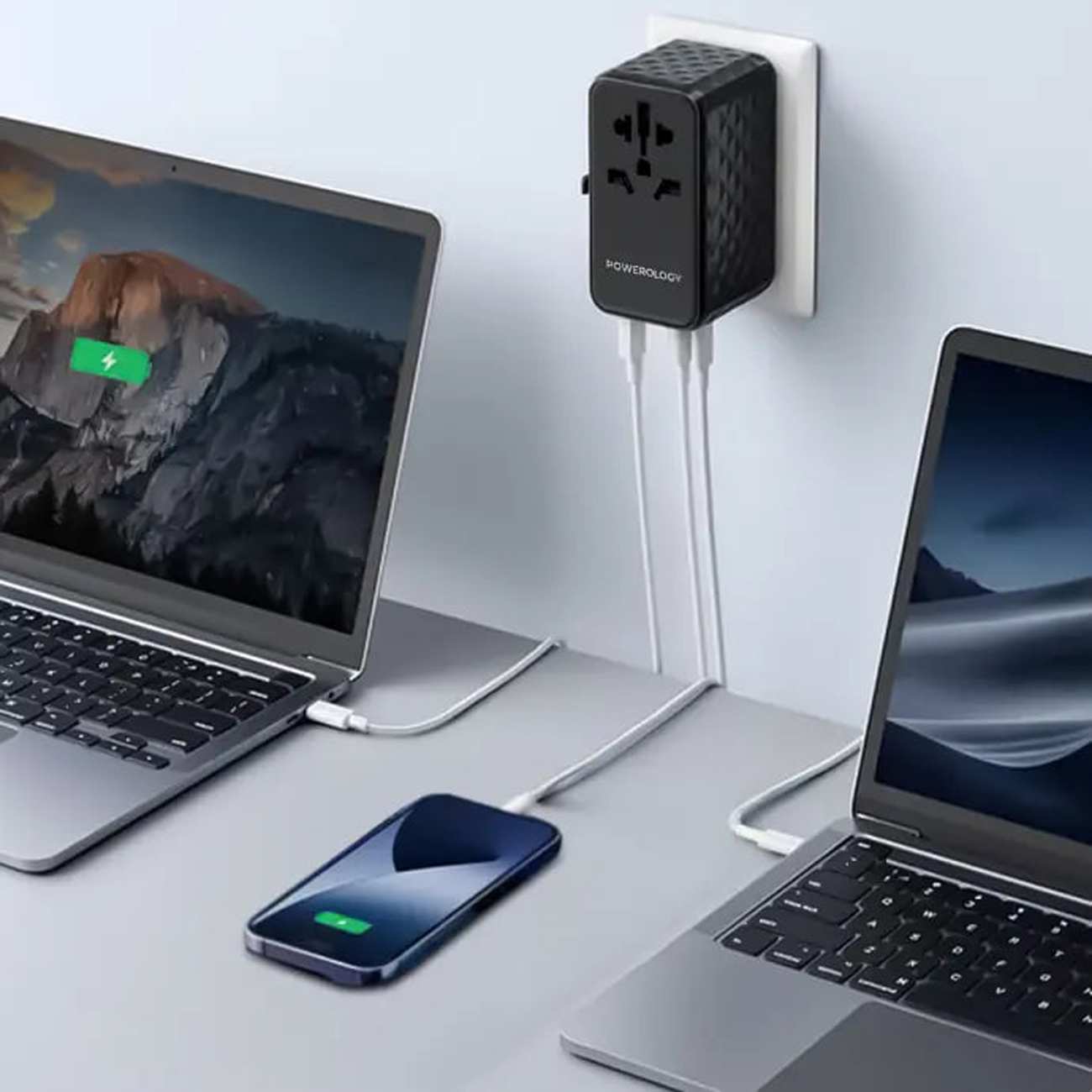 مبدل برق چندکاره 2500 وات و شارژر دیواری فست USB و تایپ سی 20 وات پاورولوژی PWCUQC028