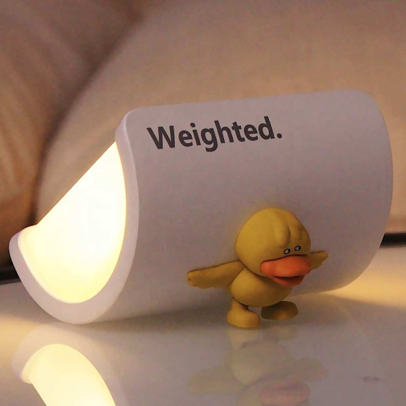 چراغ خواب فانتزی رومیزی شارژی LJC-223-C47 طرح اردک وزنهدار