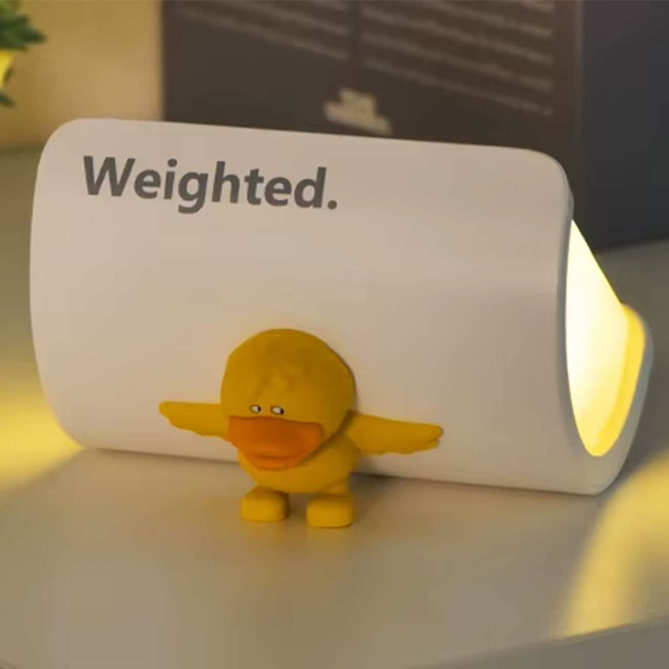 چراغ خواب فانتزی رومیزی شارژی LJC-223-C47 طرح اردک وزنهدار