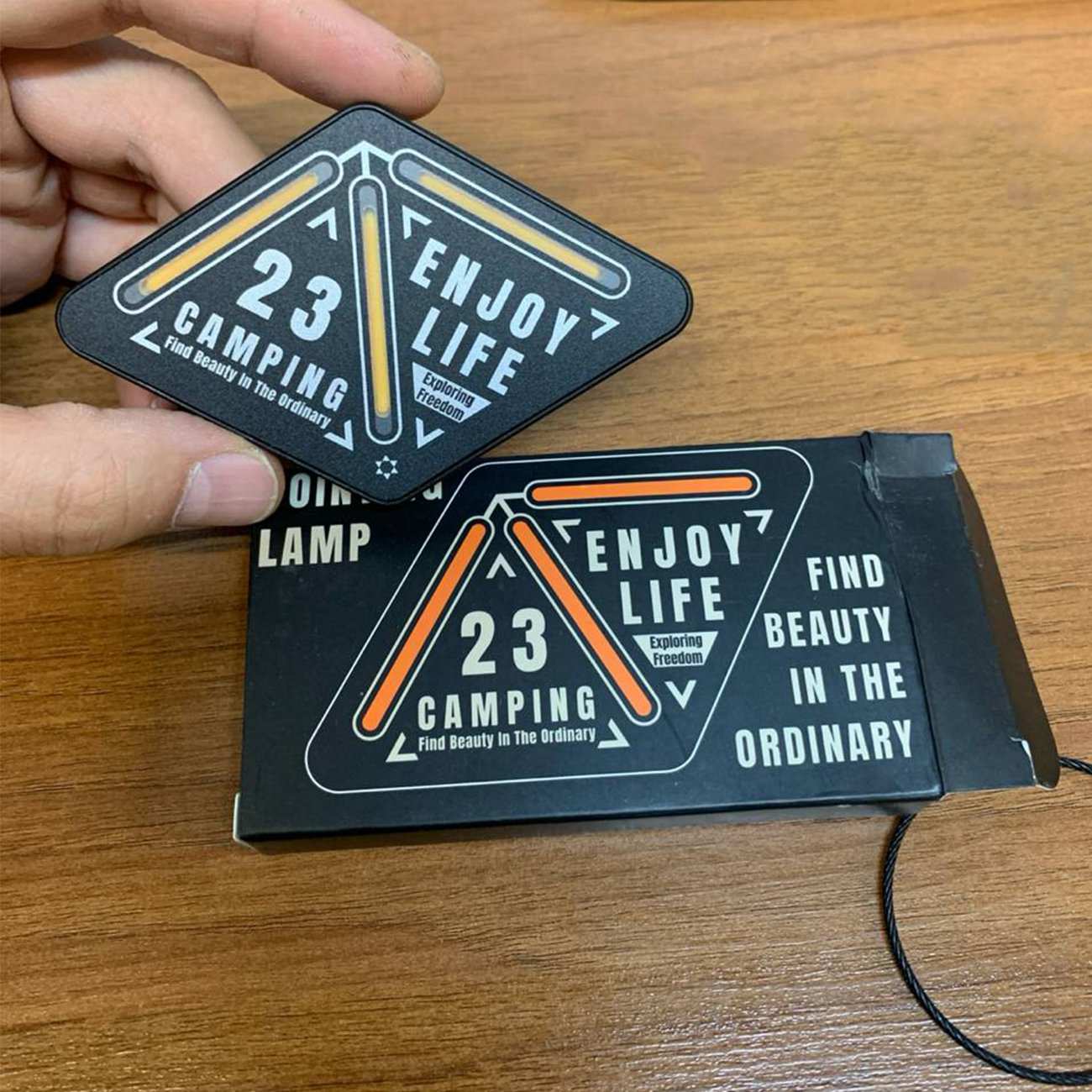 چراغ شارژی و لامپ کمپینگ هشدار قابل حمل YC-YD02