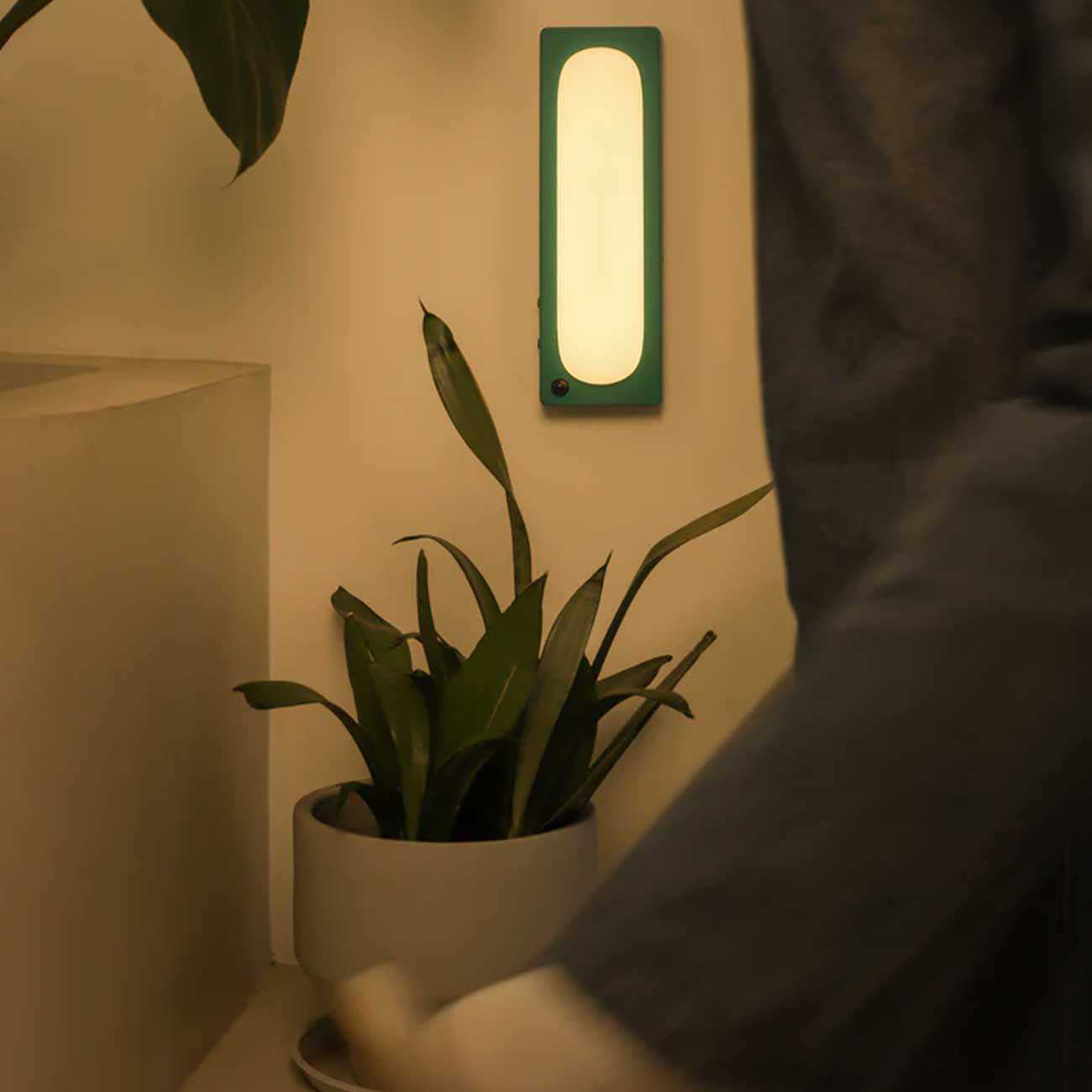 چراغ سنسور دار شارژی کمد و کابینت H-L-27