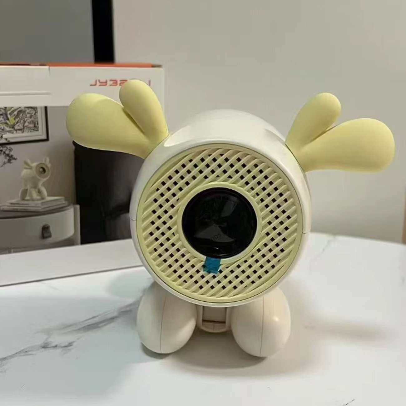 مینی ویدئو پروژکتور هوشمند قابل حمل JY320LI