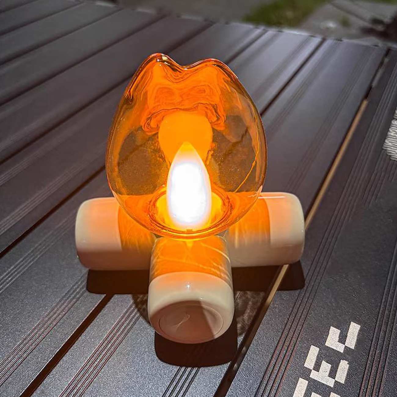 چراغ خواب فانتزی شارژی رومیزی QV-16 طرح شعله