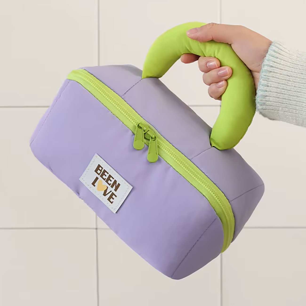 کیف لوازم آرایش مسافرتی جوردن و جودی jordan & judy pt074