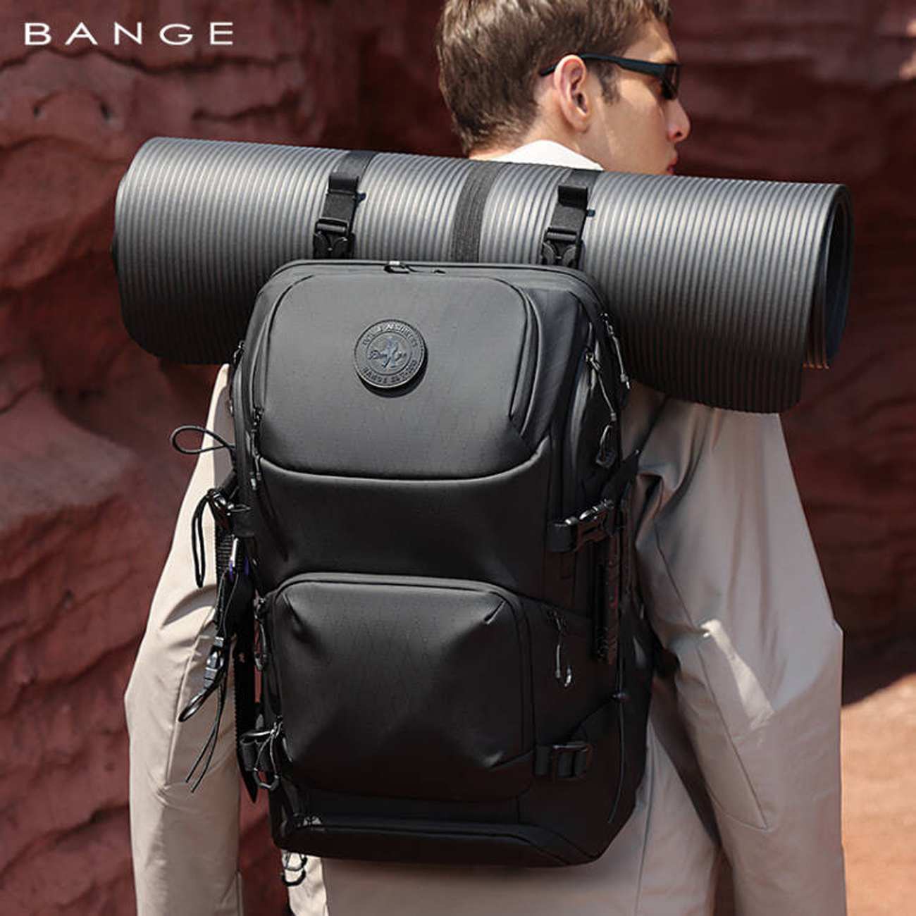 کوله پشتی کوهنوردی، مسافرتی و لپتاپ 15.6 اینچ بنج BANGE FW-229 با ظرفیت بزرگ