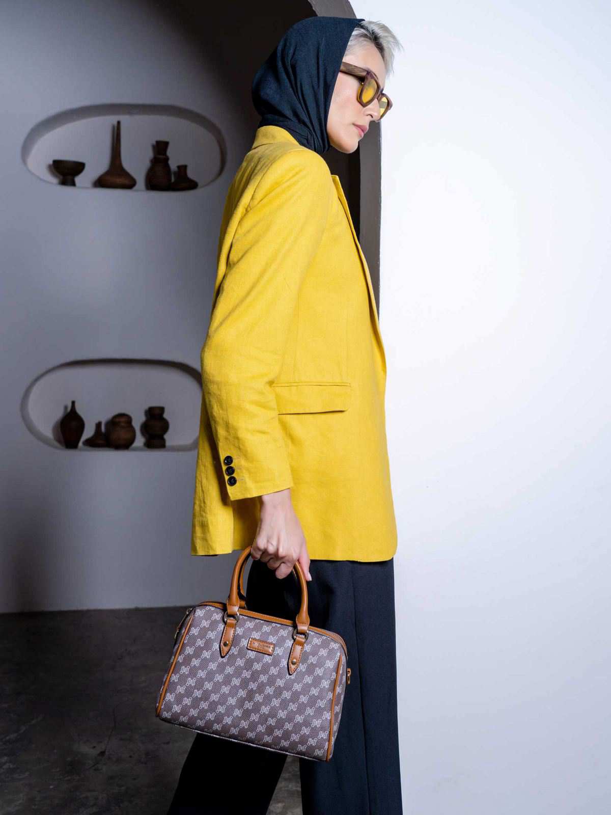 کیف دوشی زنانه دیوید جونز مدل CH21098