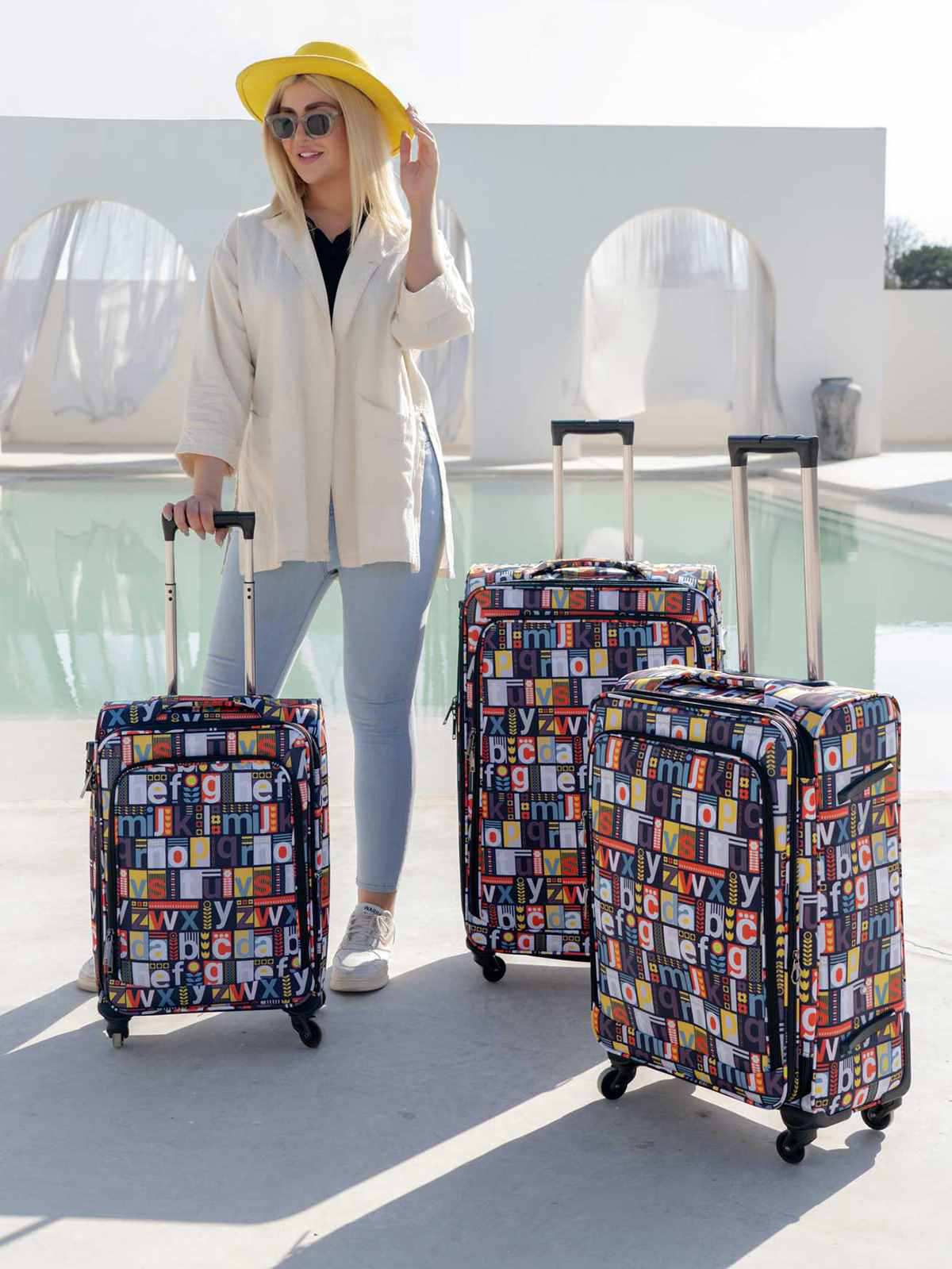 چمدان رزمری مدل Rose Merry RL-455-3B سایز متوسط