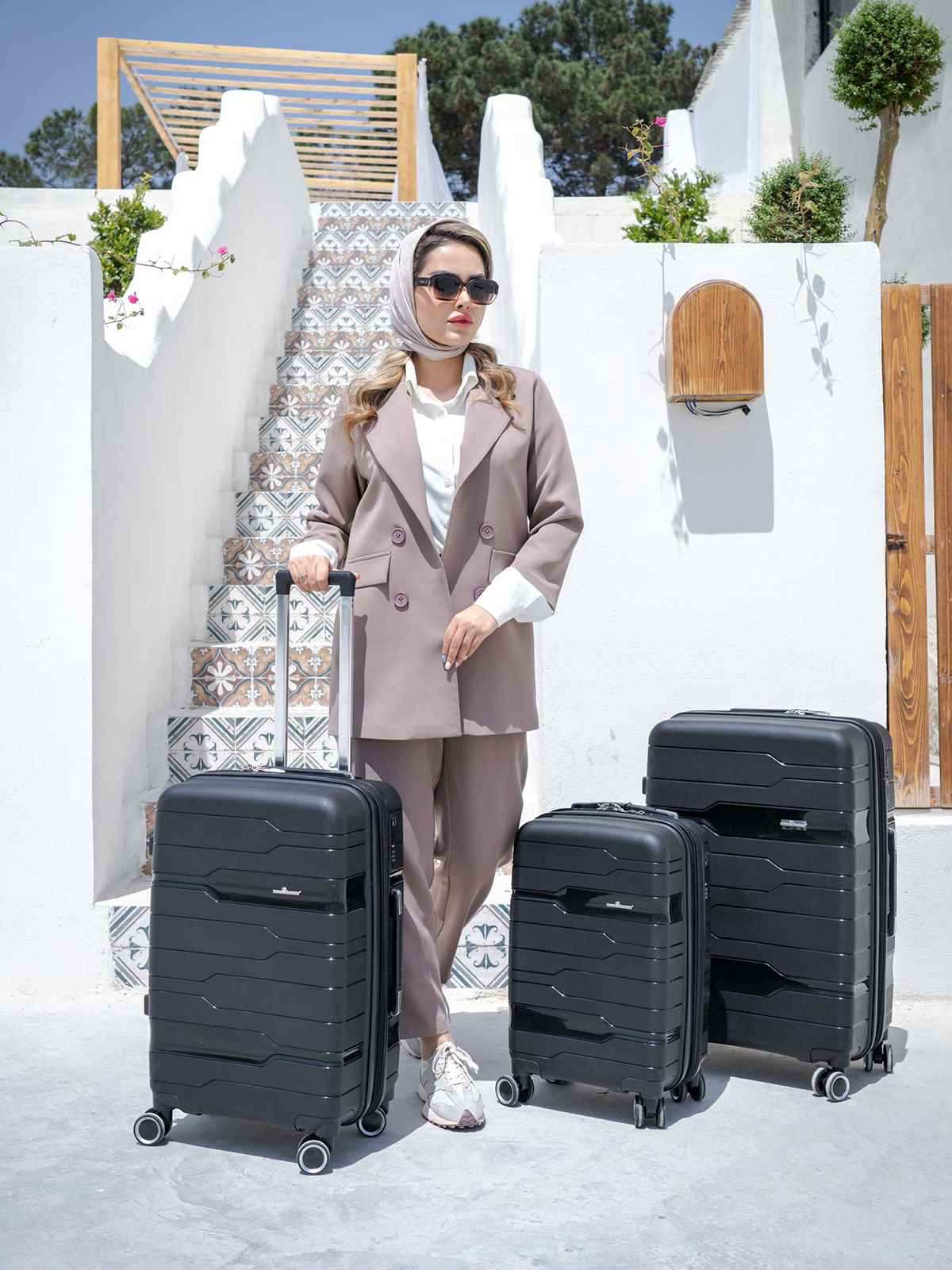 چمدان رزمری مدل Rose Merry RL-315-3S سایز کوچک مشکی