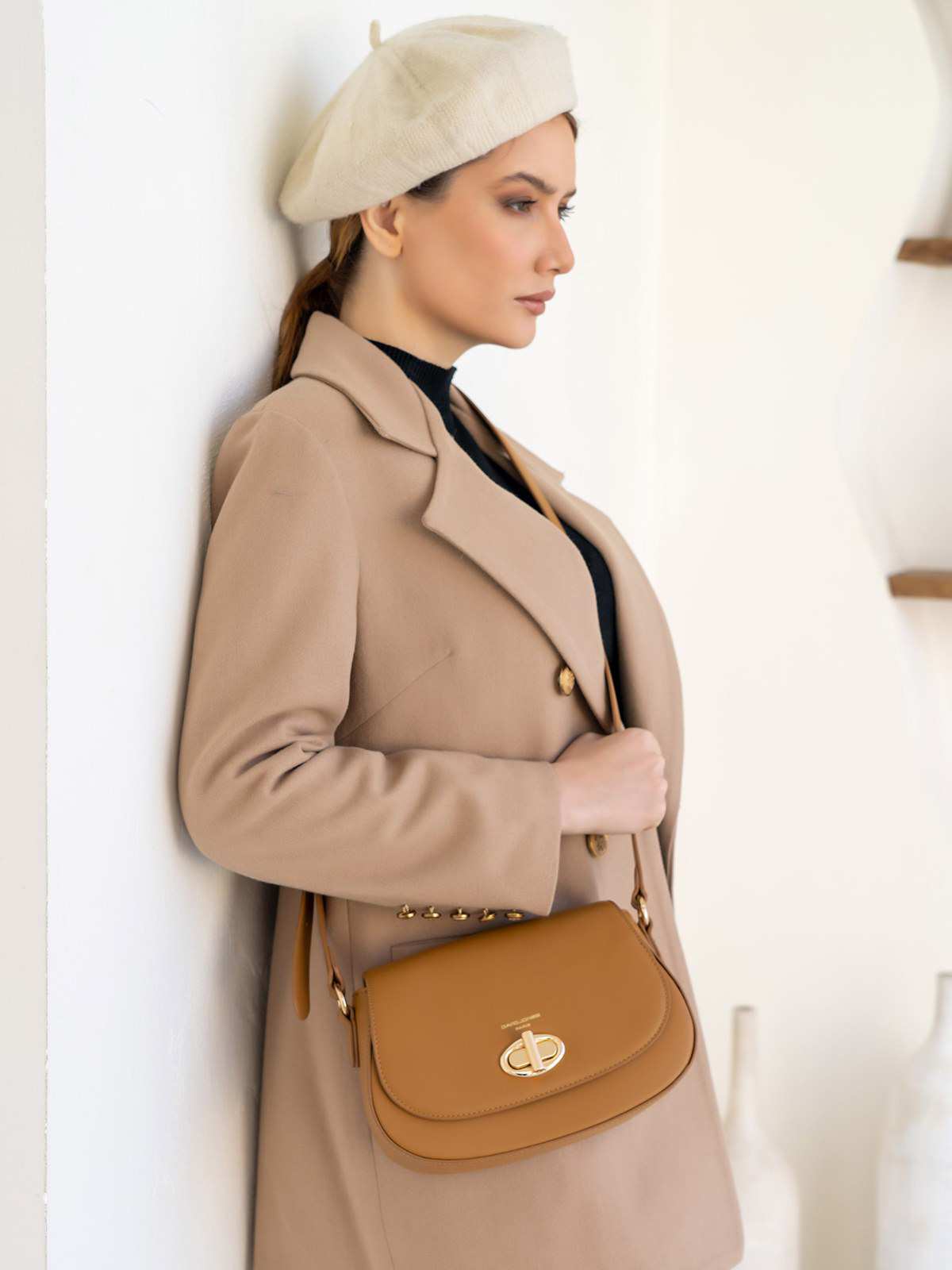 کیف دوشی زنانه دیوید جونز مدل CM6710