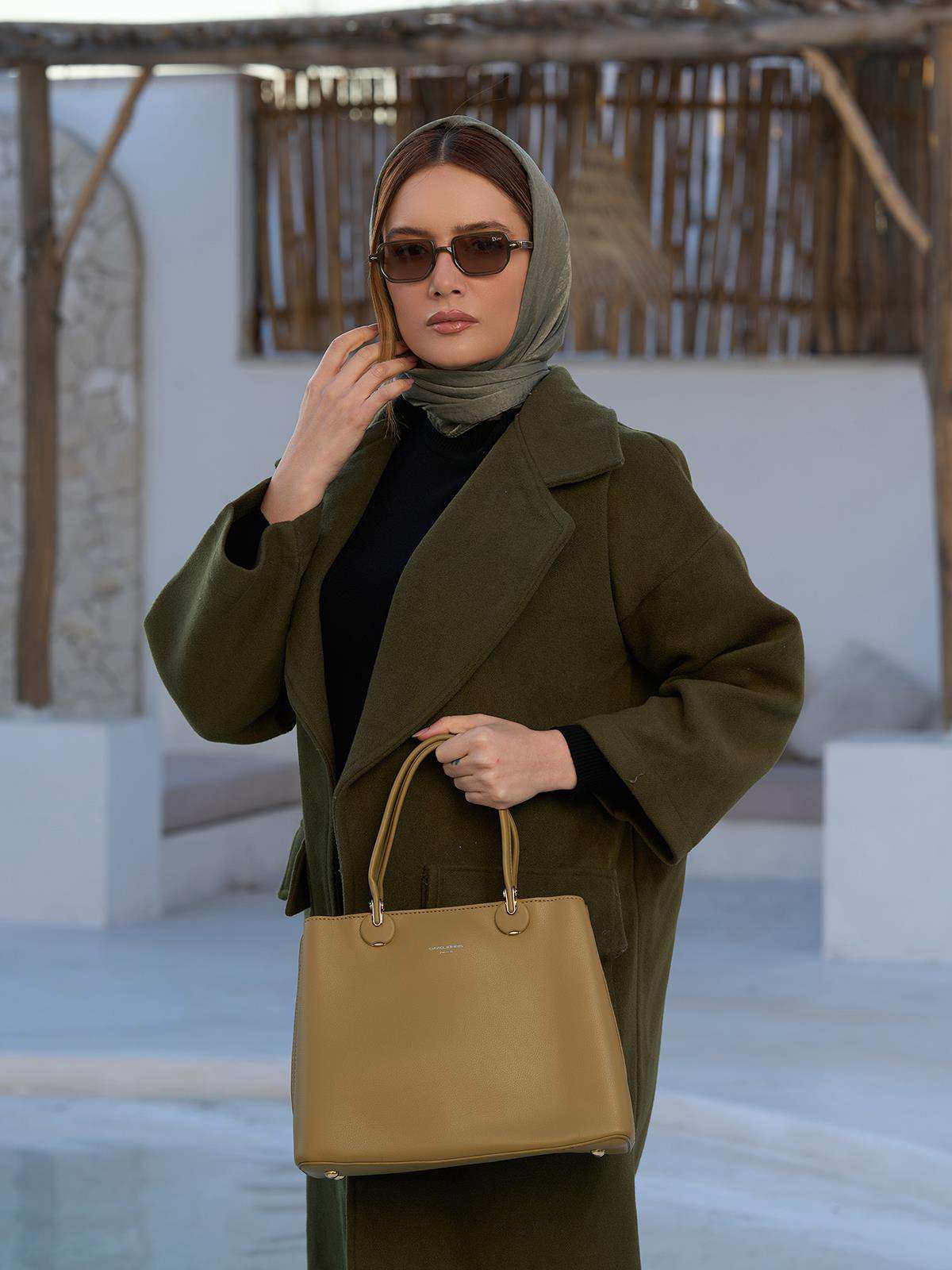 کیف دوشی زنانه دیوید جونز مدل CM6722