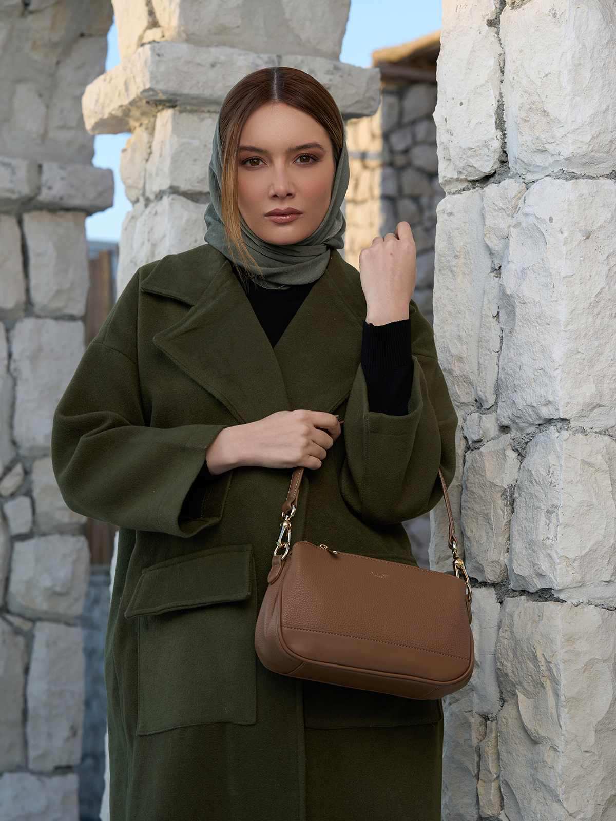 کیف دوشی زنانه دیوید جونز مدل 1-7017