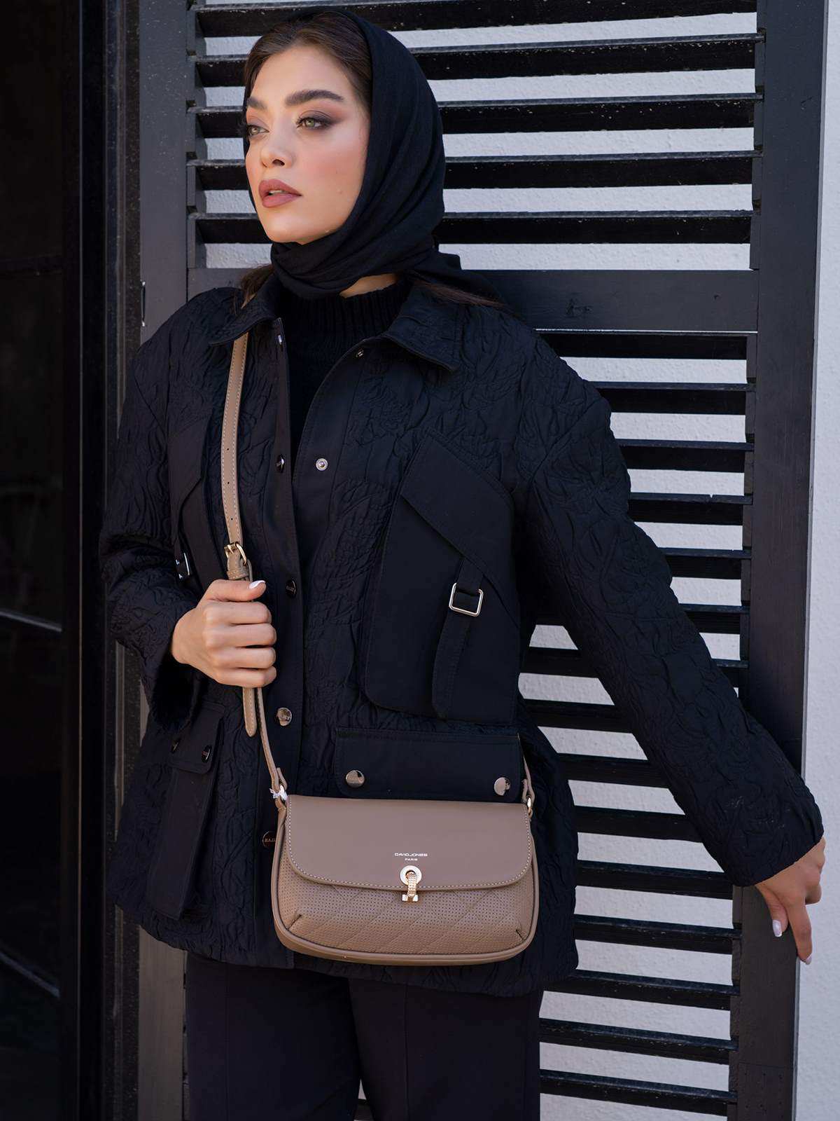کیف دوشی زنانه دیوید جونز مدل CM6712