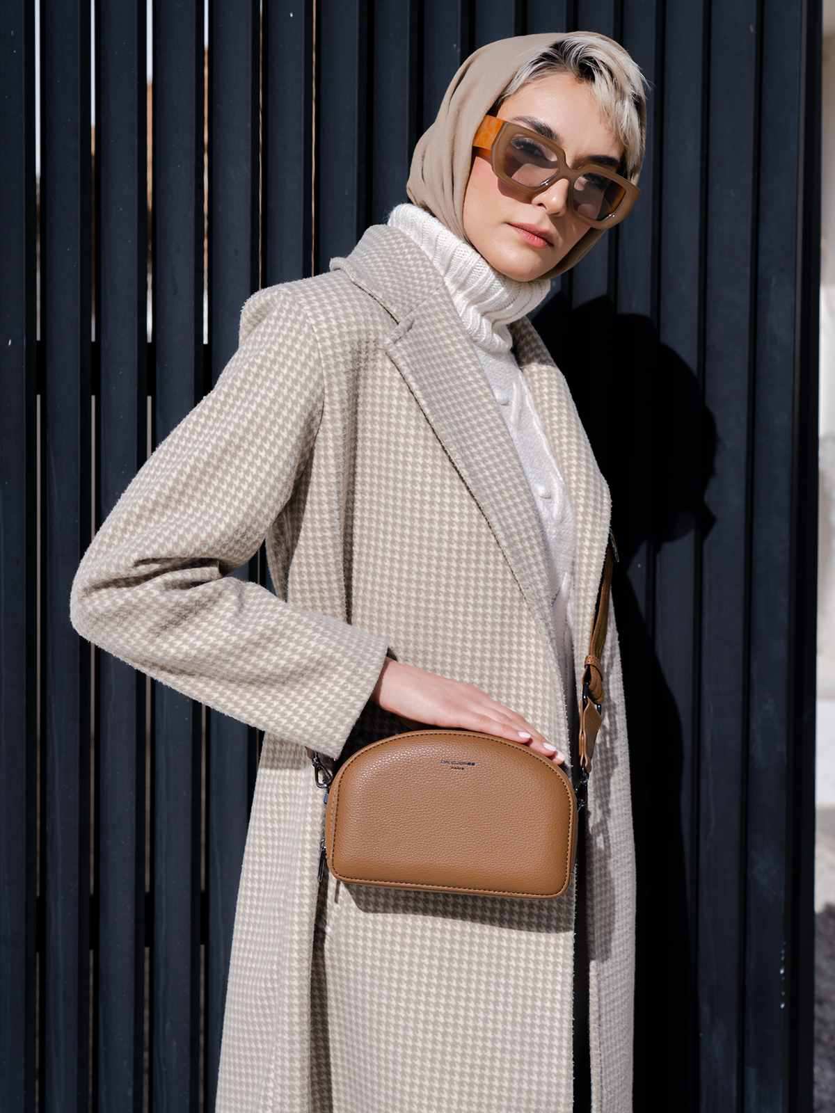 کیف دوشی زنانه دیوید جونز مدل CM6803