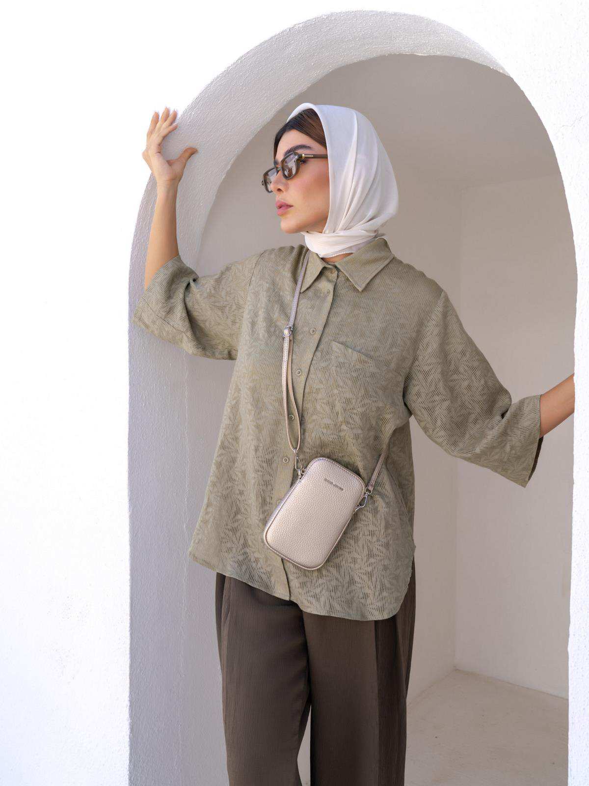 کیف دوشی زنانه دیوید جونز مدل B1-6937