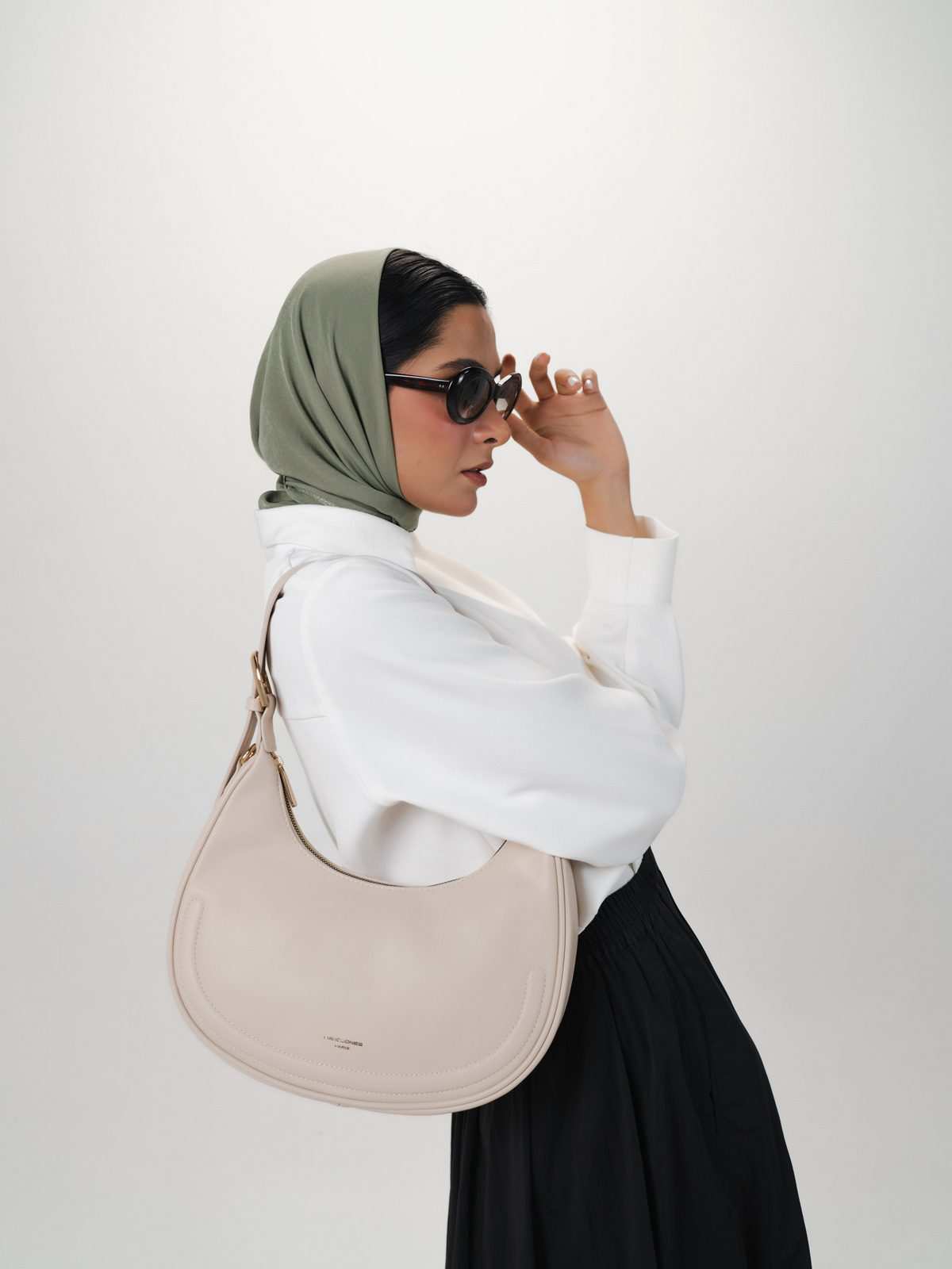 کیف دوشی زنانه دیویدجونز مدل CM7244