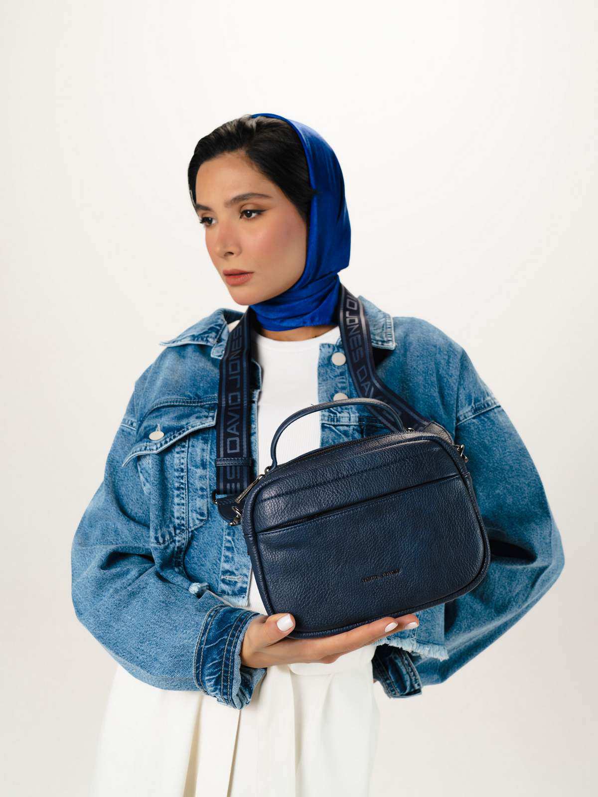 کیف دوشی زنانه دیویدجونز مدل CM7203