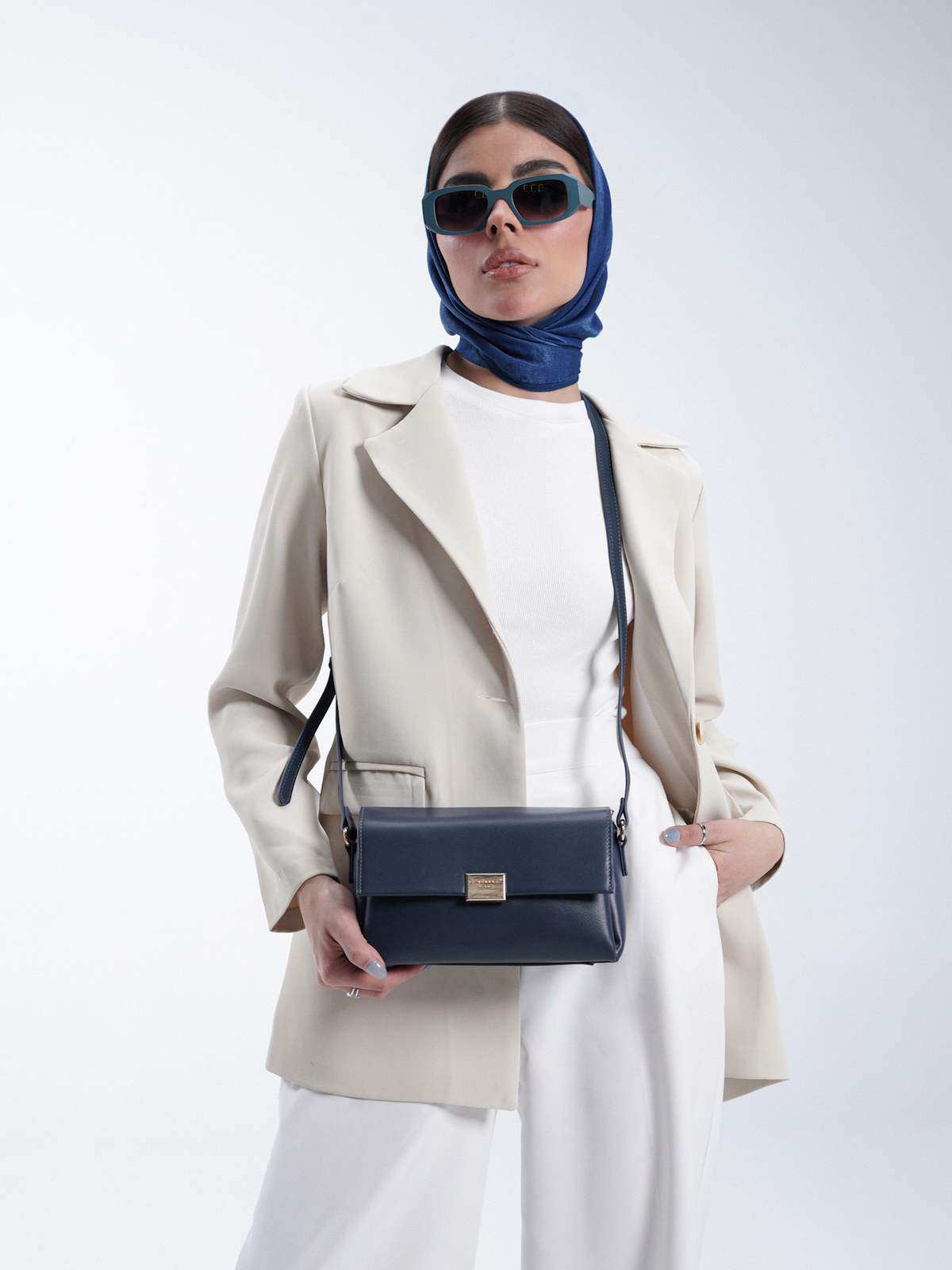 کیف دوشی زنانه دیویدجونز مدل CM7173