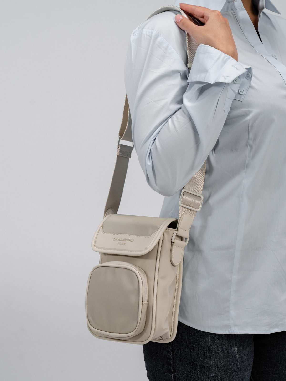 کیف دوشی زنانه دیوید جونز مدل CM7548