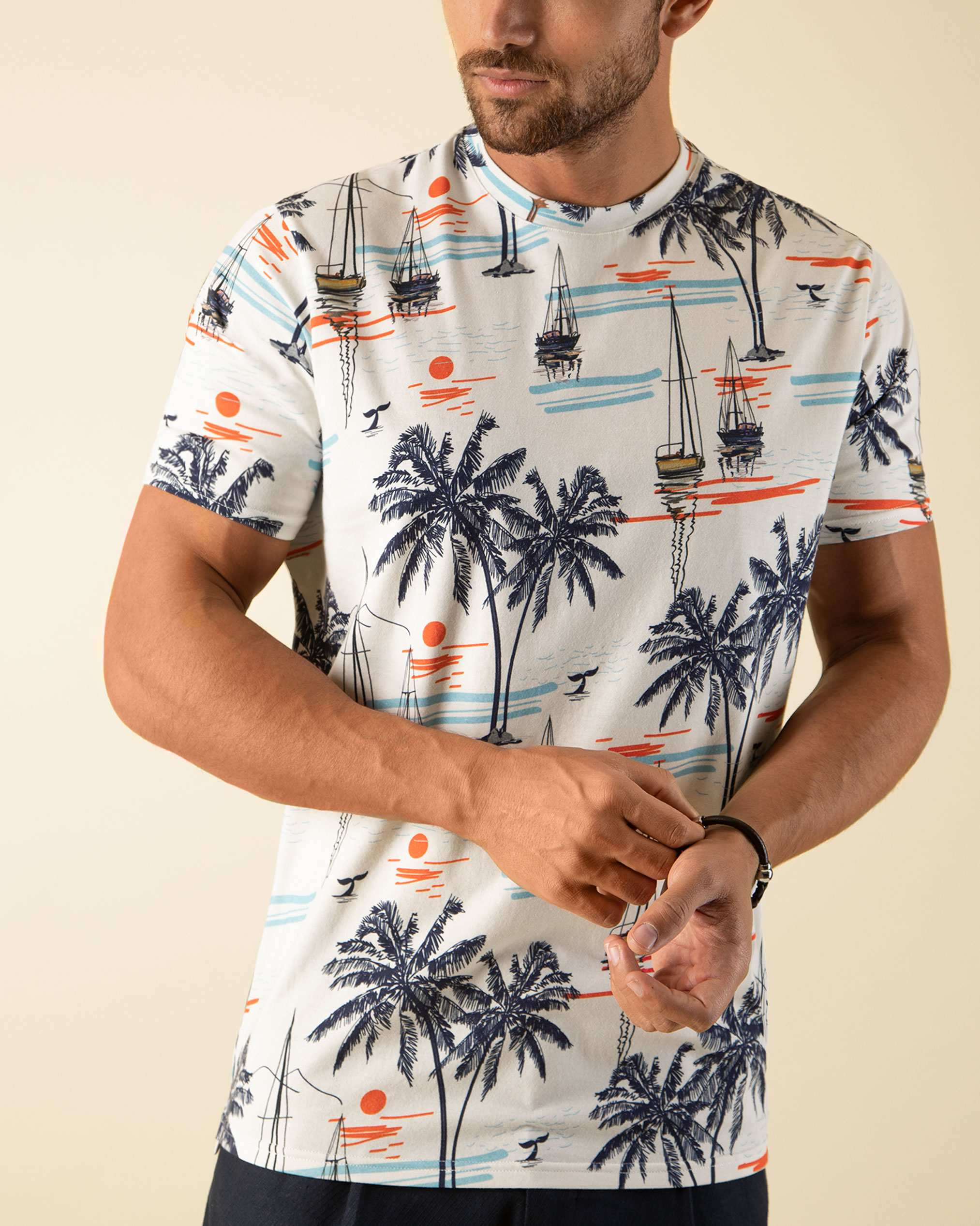 تی شرت طرح دار مردانه 2210602 کروم