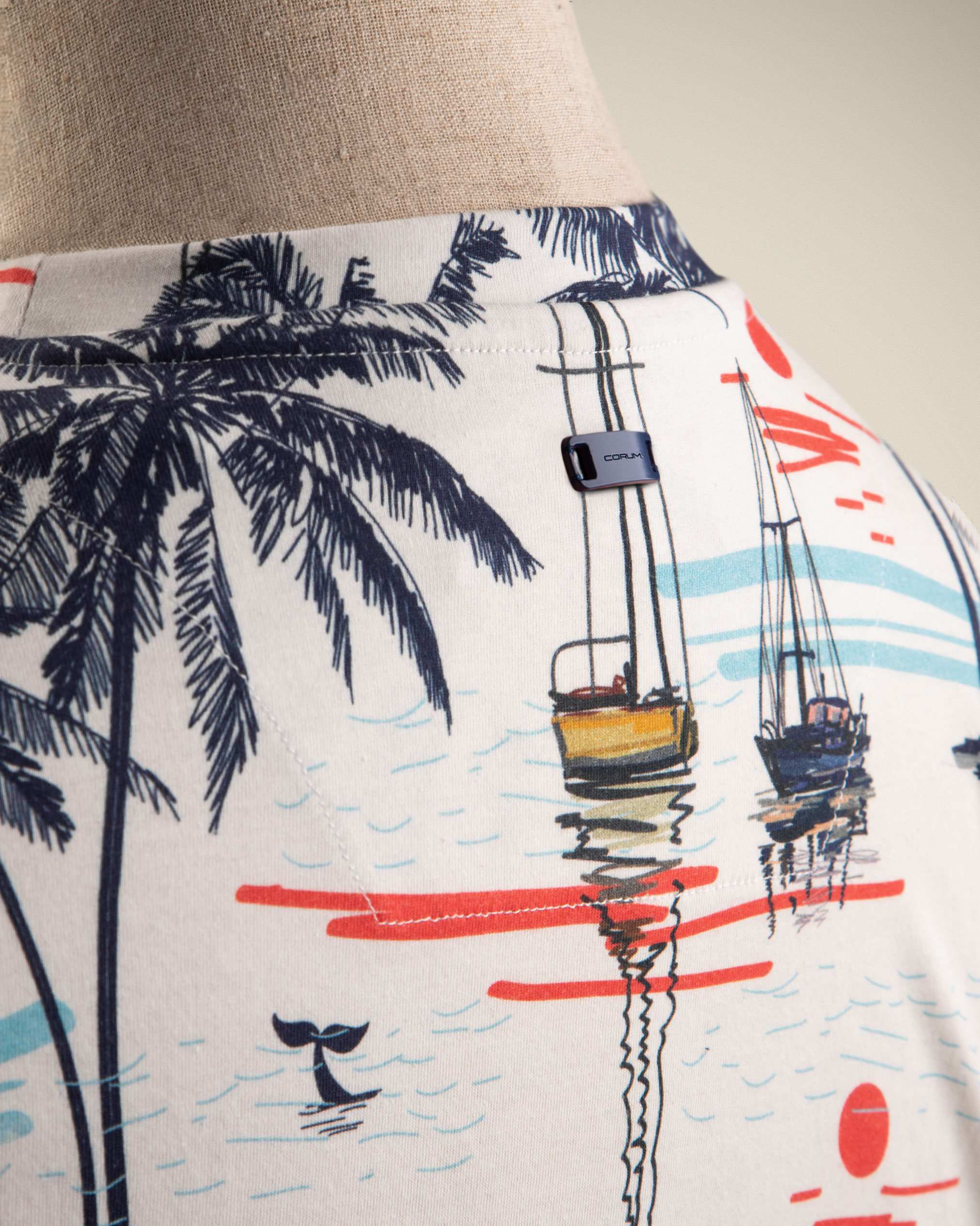 تی شرت طرح دار مردانه 2210602 کروم