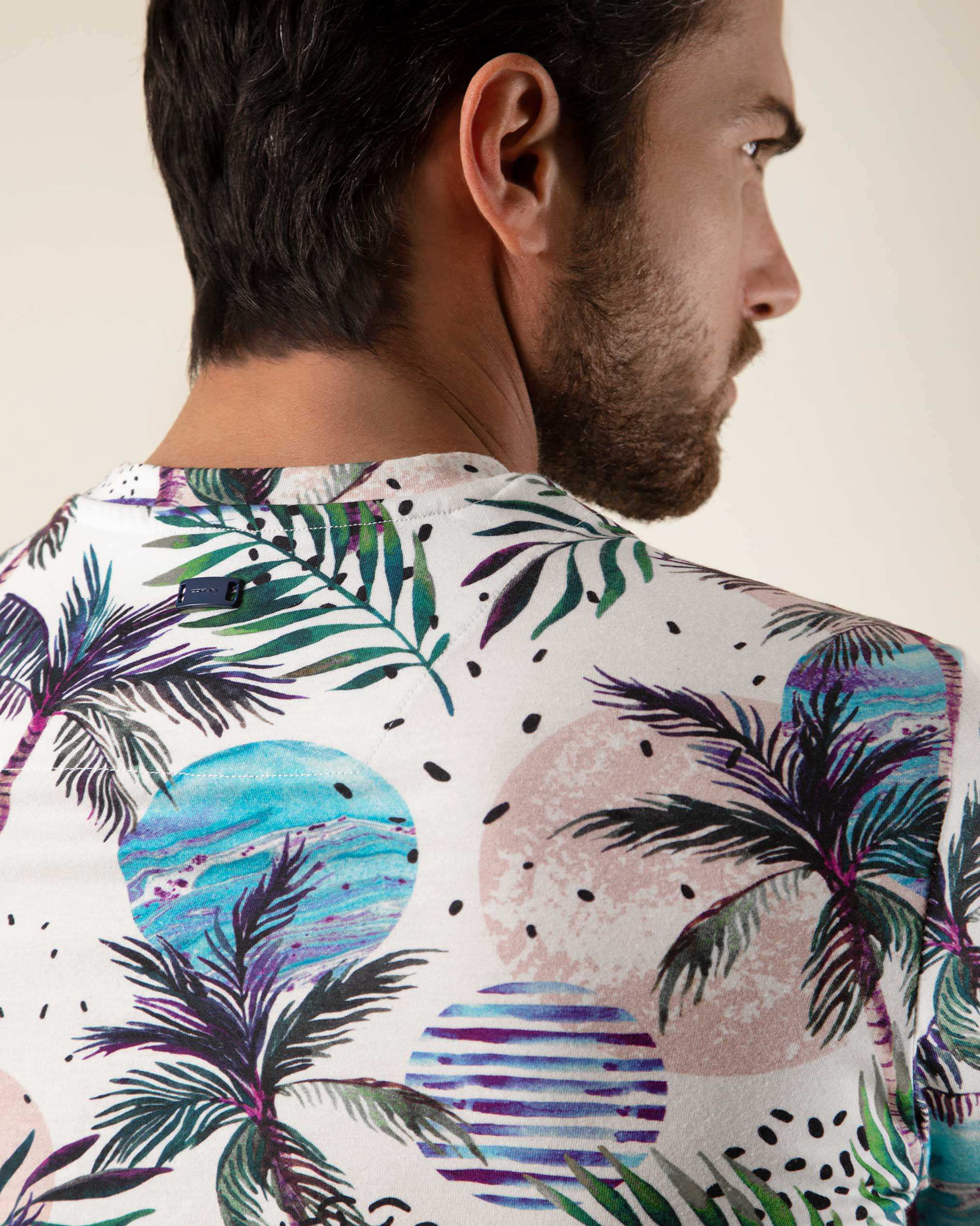 تی شرت طرح دار مردانه 2210612 کروم