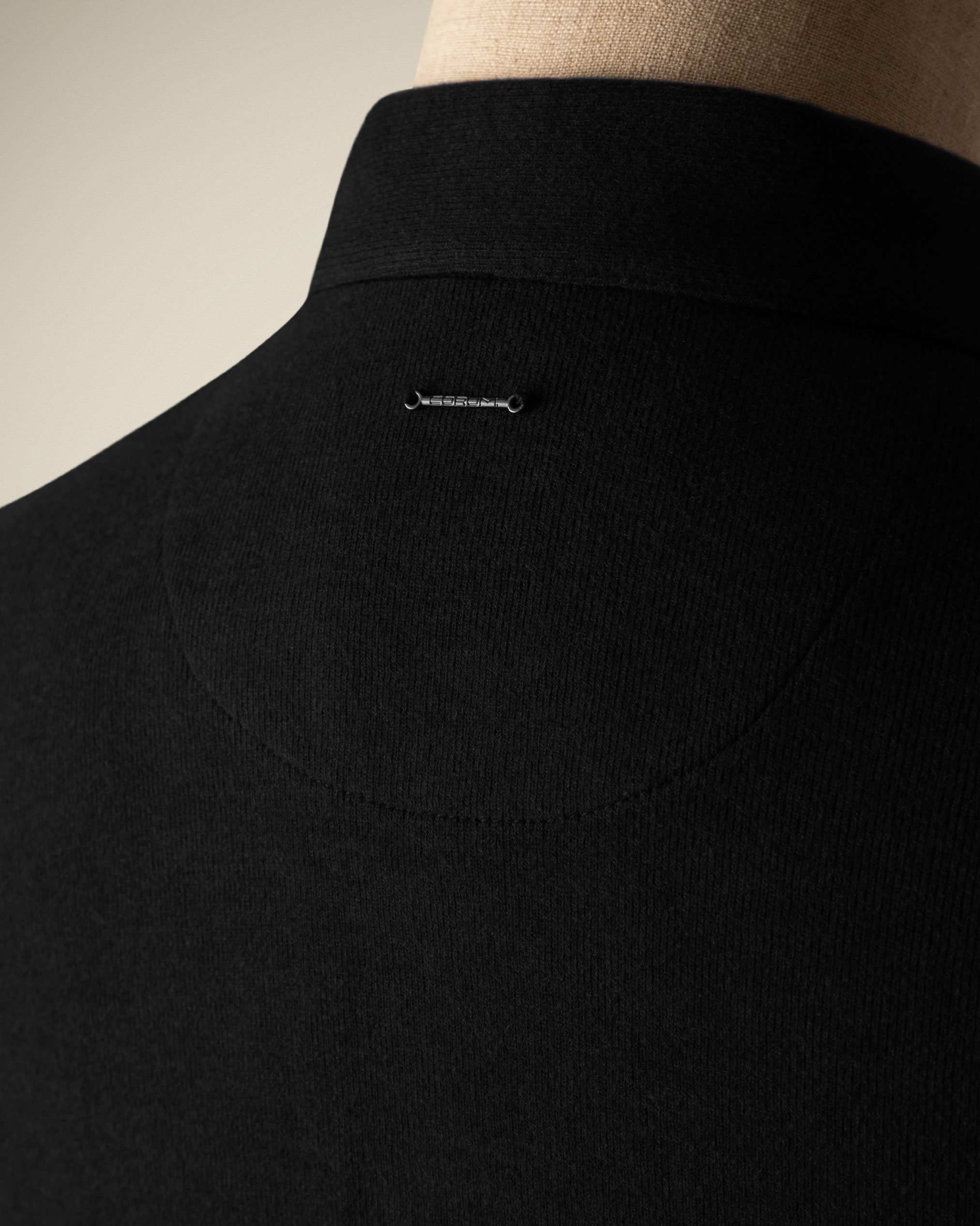 پولوشرت یقه دکمه دار 2220901 کروم