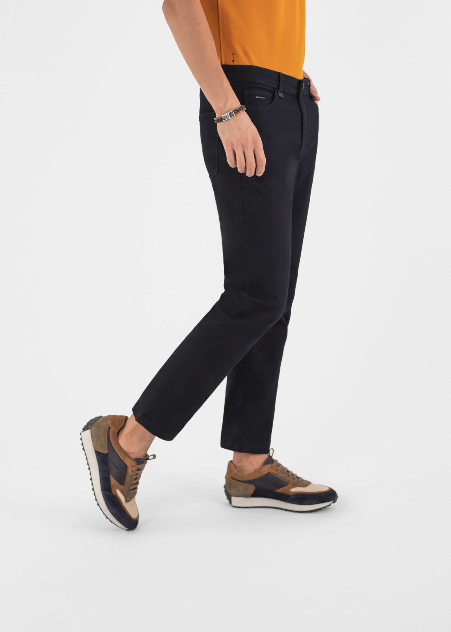 شلوار کتان Slim-Fit کروم