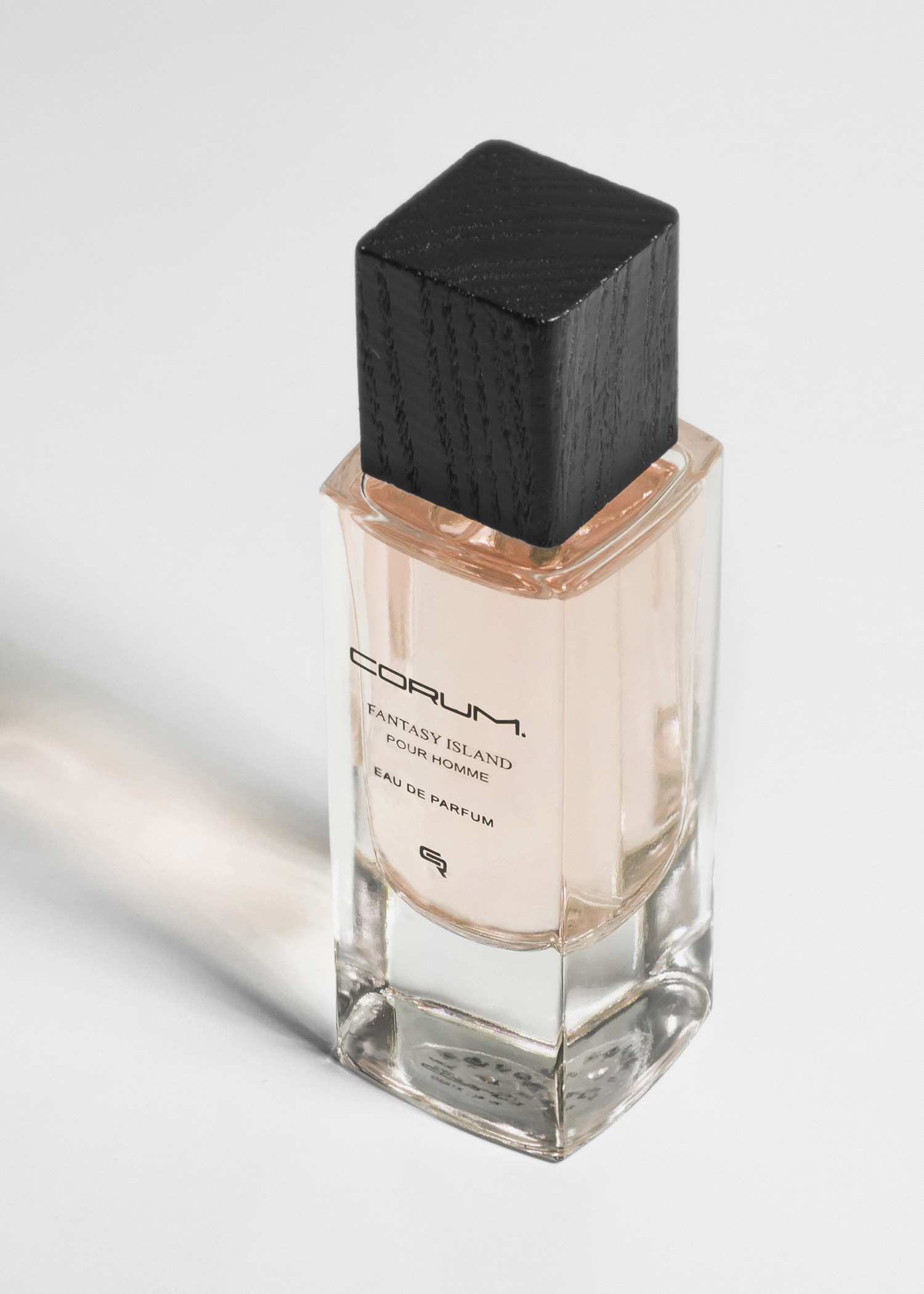 عطر مردانهFANTASY ISLAND کروم
