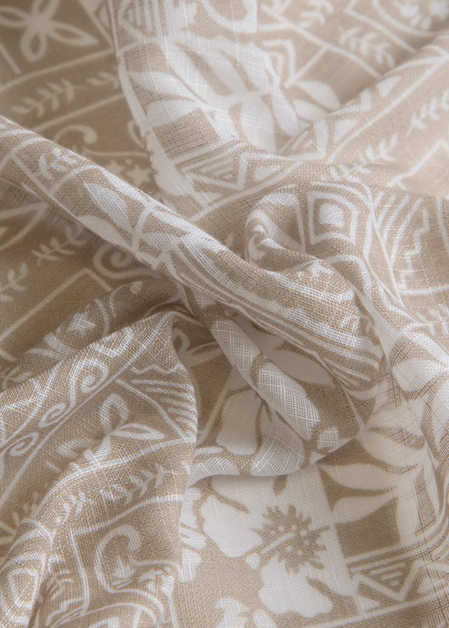 شال طرح دار 2411626 کروم