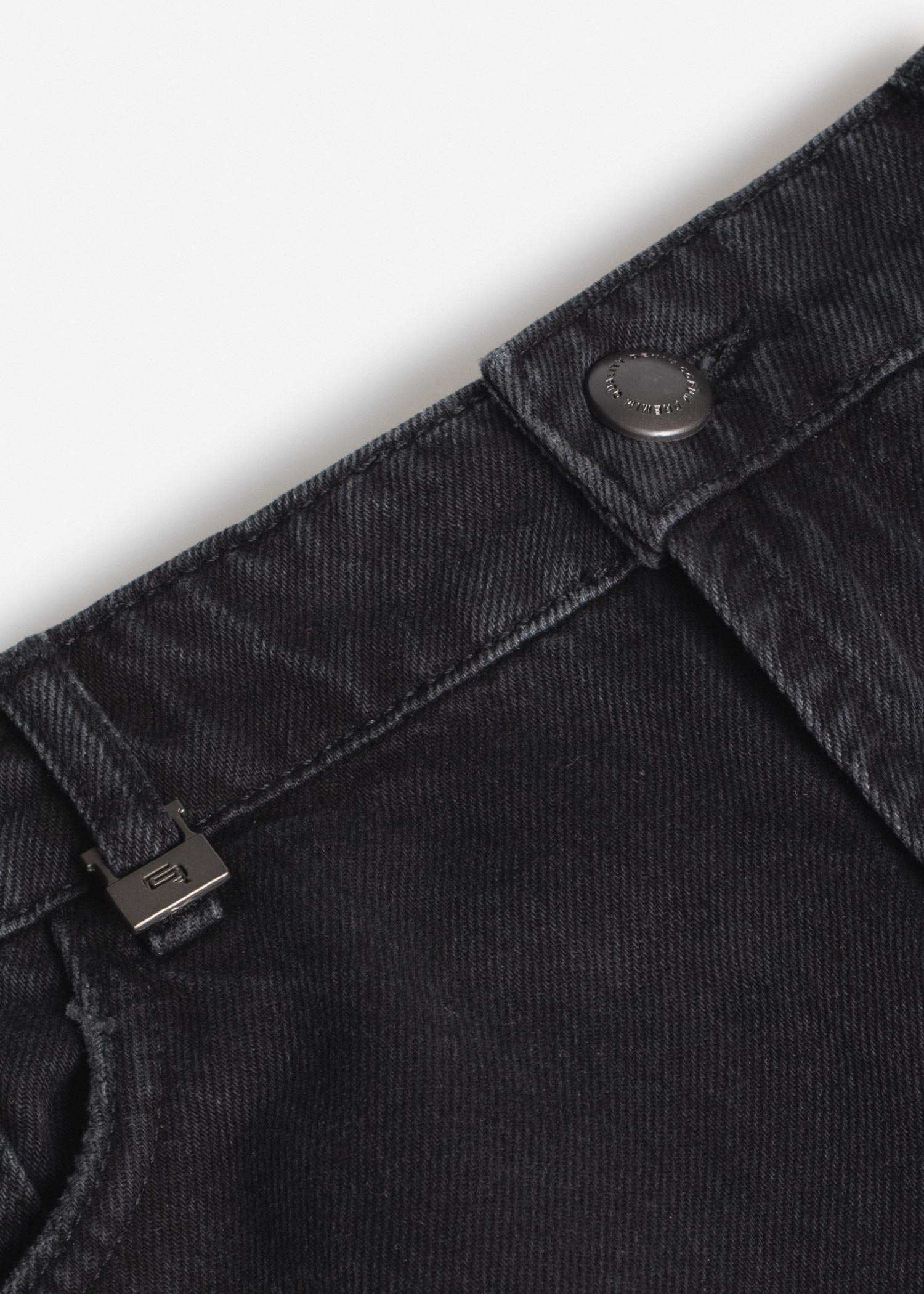 شلوار جین Tapered-Fit کروم