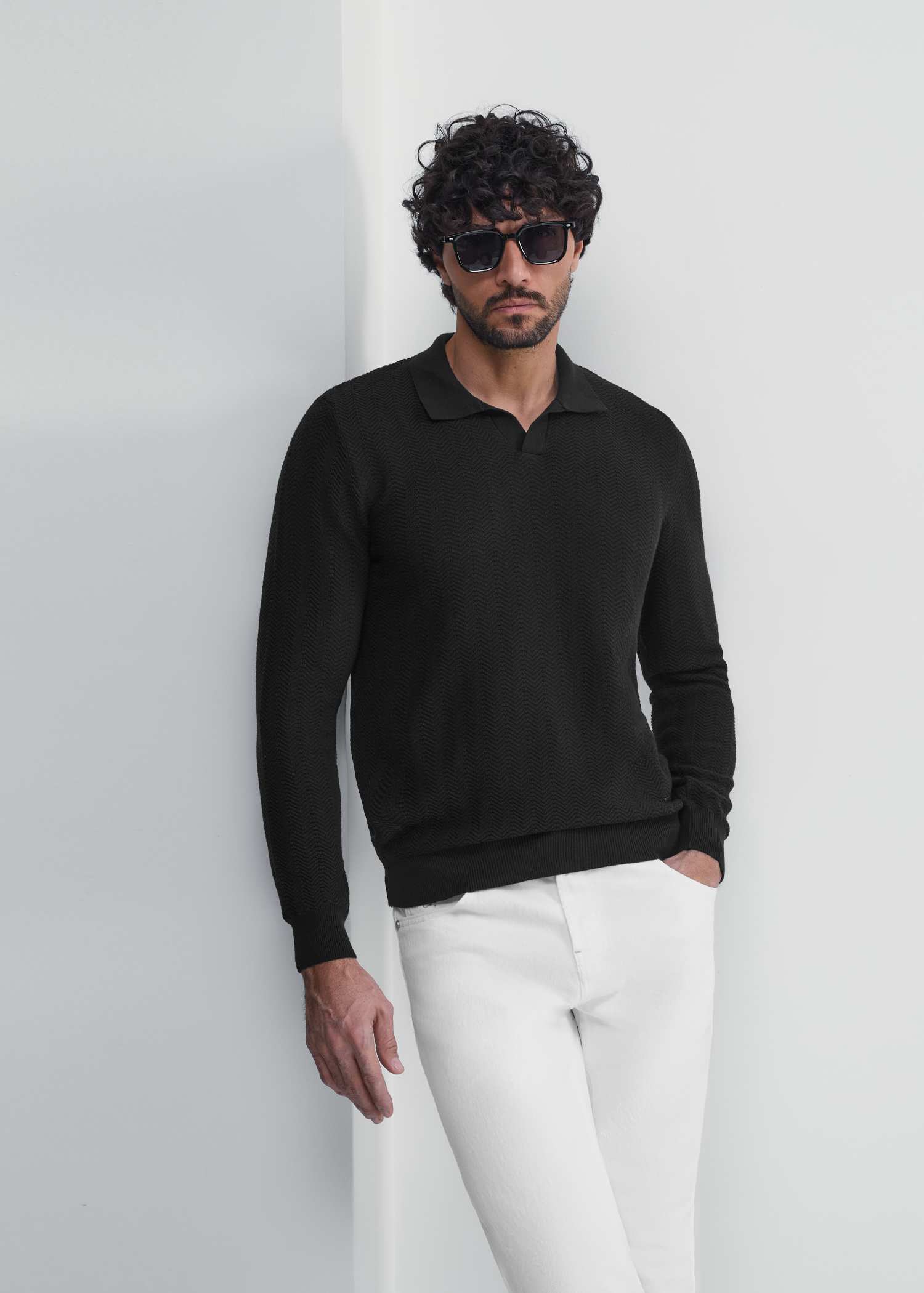 پلیور V-Neck کروم Corum