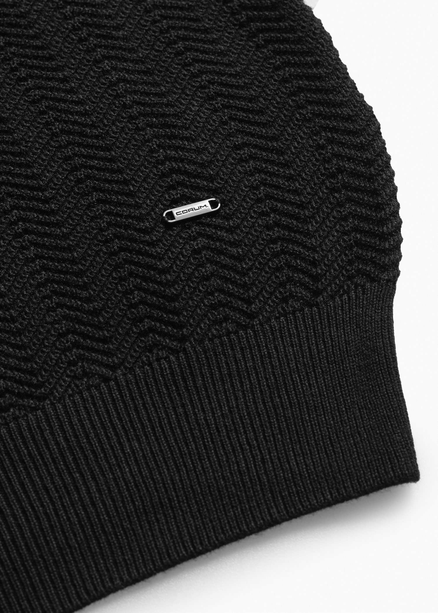 پلیور V-Neck کروم Corum