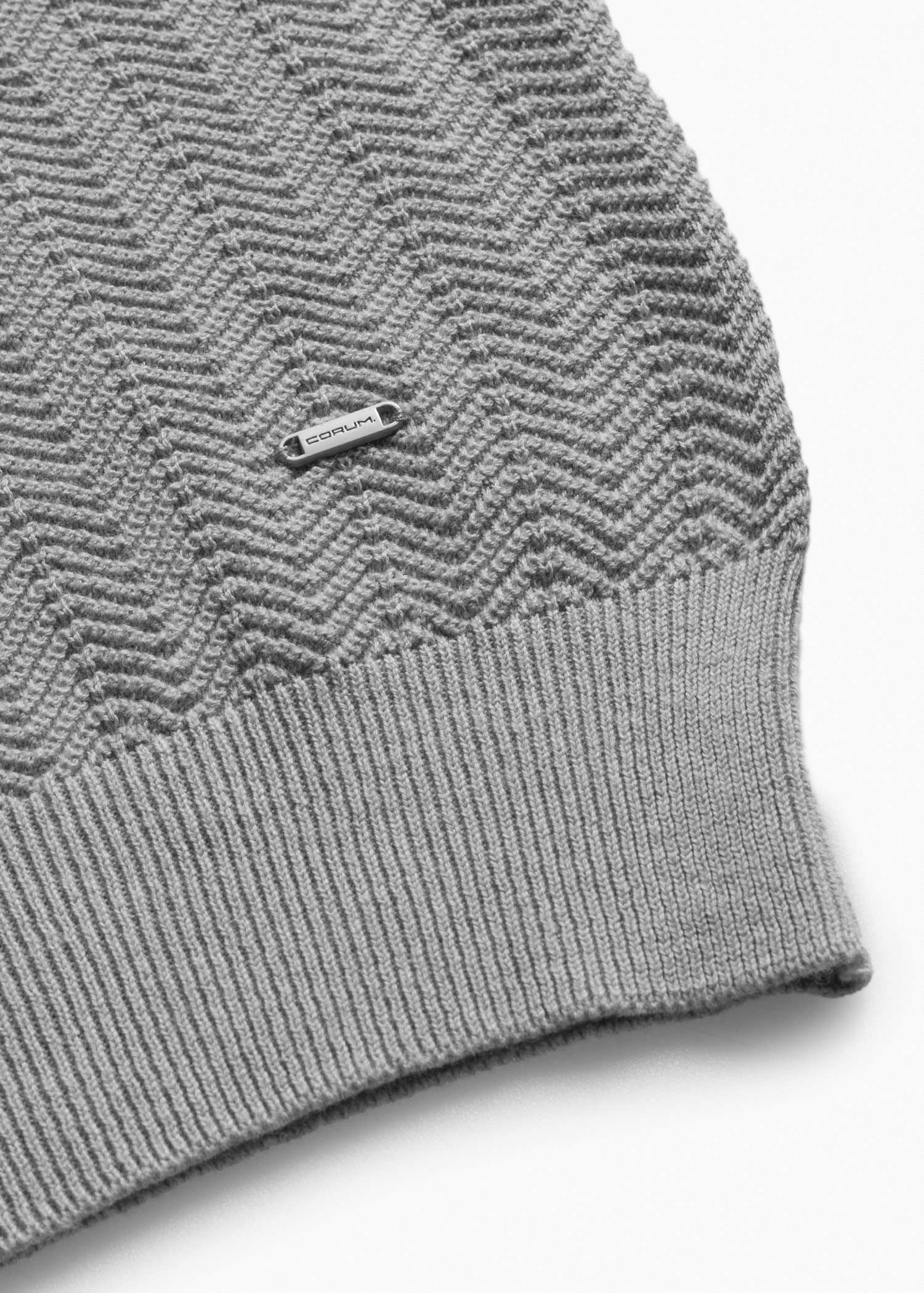 پلیور V-Neck کروم Corum