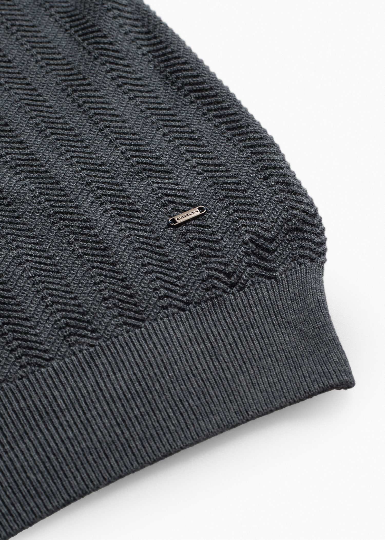 پلیور V-Neck کروم Corum