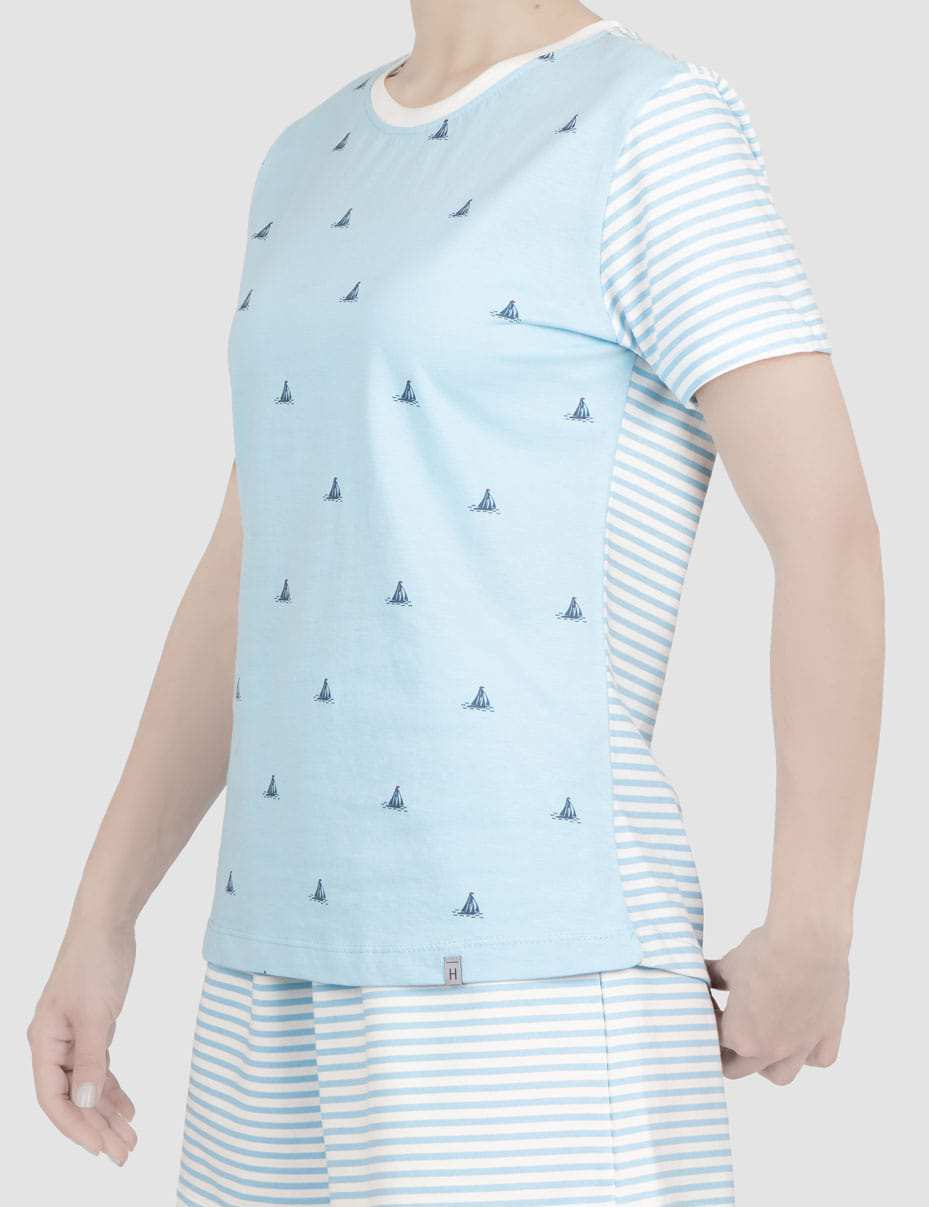 تی شرت زنانه آبی روشن هیوان heevan مدل راه راه و قایق کد 62725