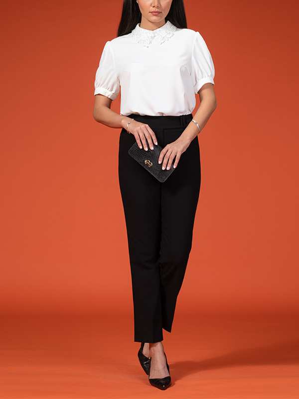 بلوز زنانه آستین کوتاه پفی الیزه یقه گیپور کلاسیک شارلوت برنس Bornos