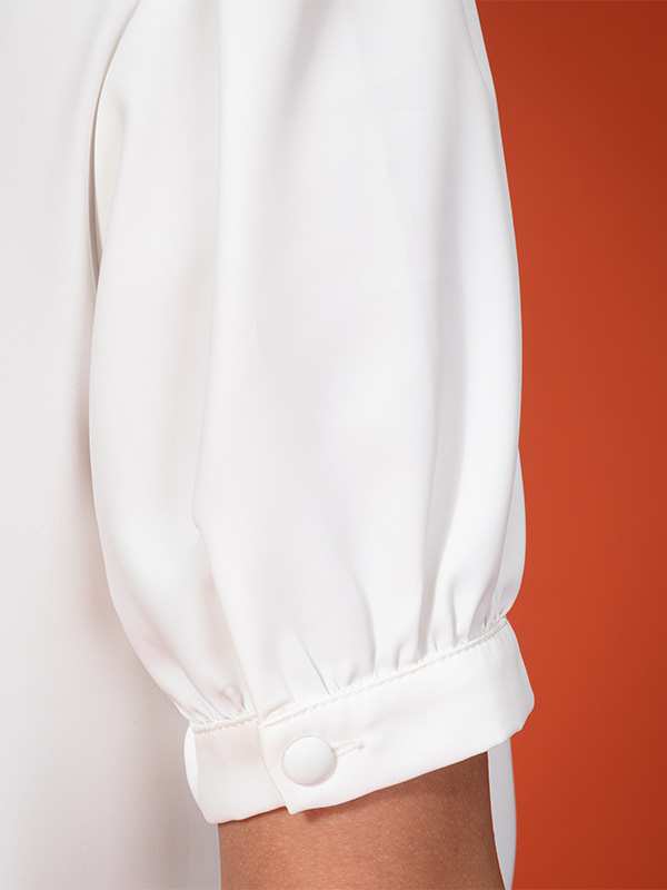 بلوز زنانه آستین کوتاه پفی الیزه یقه گیپور کلاسیک شارلوت برنس Bornos