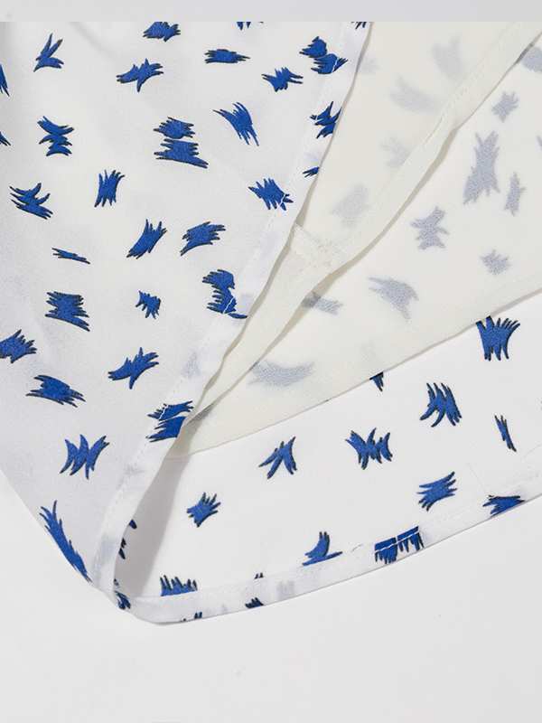 بلوز زنانه مجلسی آستین سه ربع کلوش یقه کرواتی کرپ ژورژت 40109 برنس