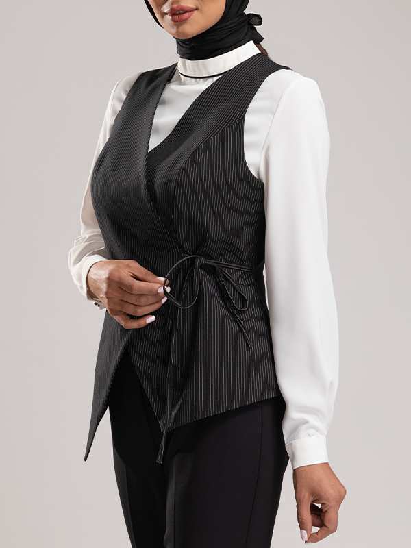 وست زنانه پارچه دیپلمات یقه چپ و راستی آستر دار 70100 برنس Bornos