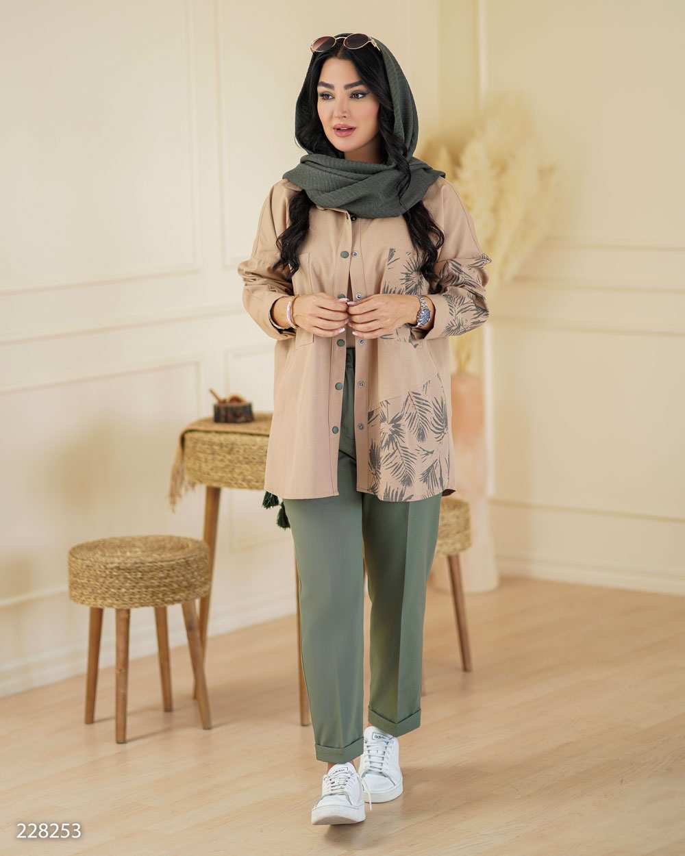 ست مانتو و شلوار زنانه مدل صوما السانا Elsana کد 2282