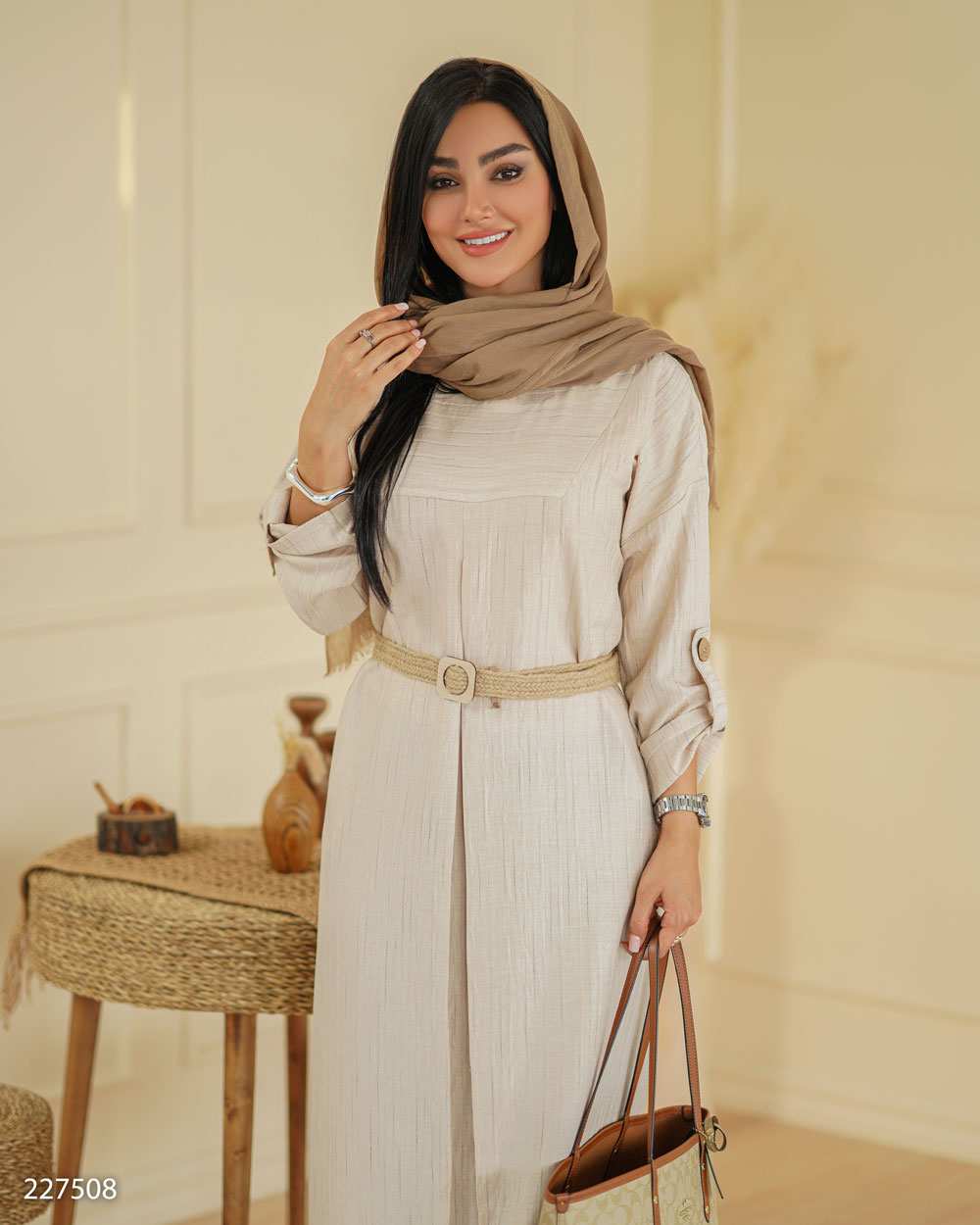 کفتان بلند زنانه کرم مدل کمربند دار آوازالسانا Elsana کد2275