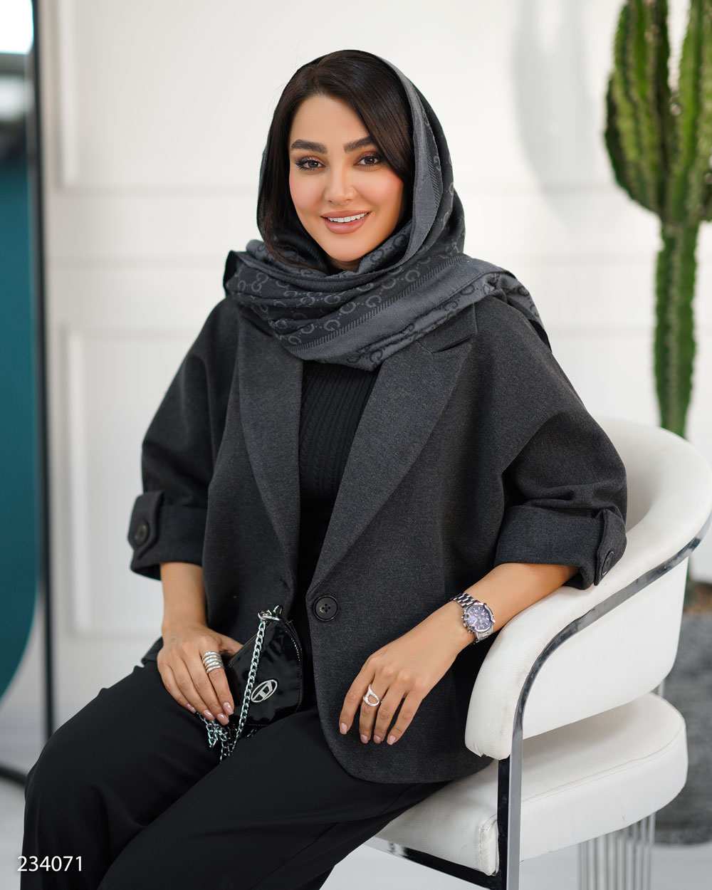 پالتو زنانه فوتر زغالی مدل پرندیس السانا Elsana کد 2340