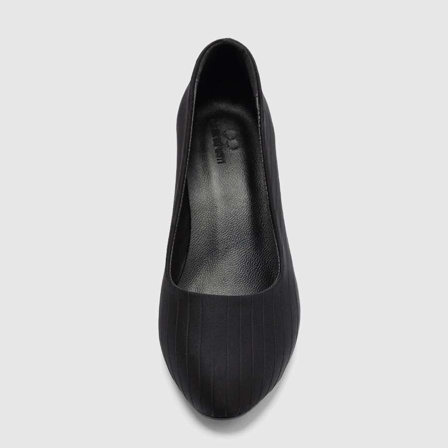 کفش پاشنه بلند زنانه پارچه ای مشکی اورز Orez مدل OCTAVIA