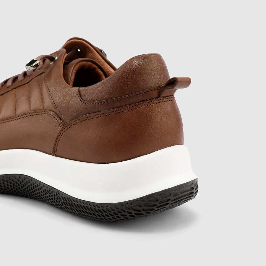 کفش اسنیکرز چرم طبیعی مردانه ناپا عسلی اورز Orez مدل DERRICK