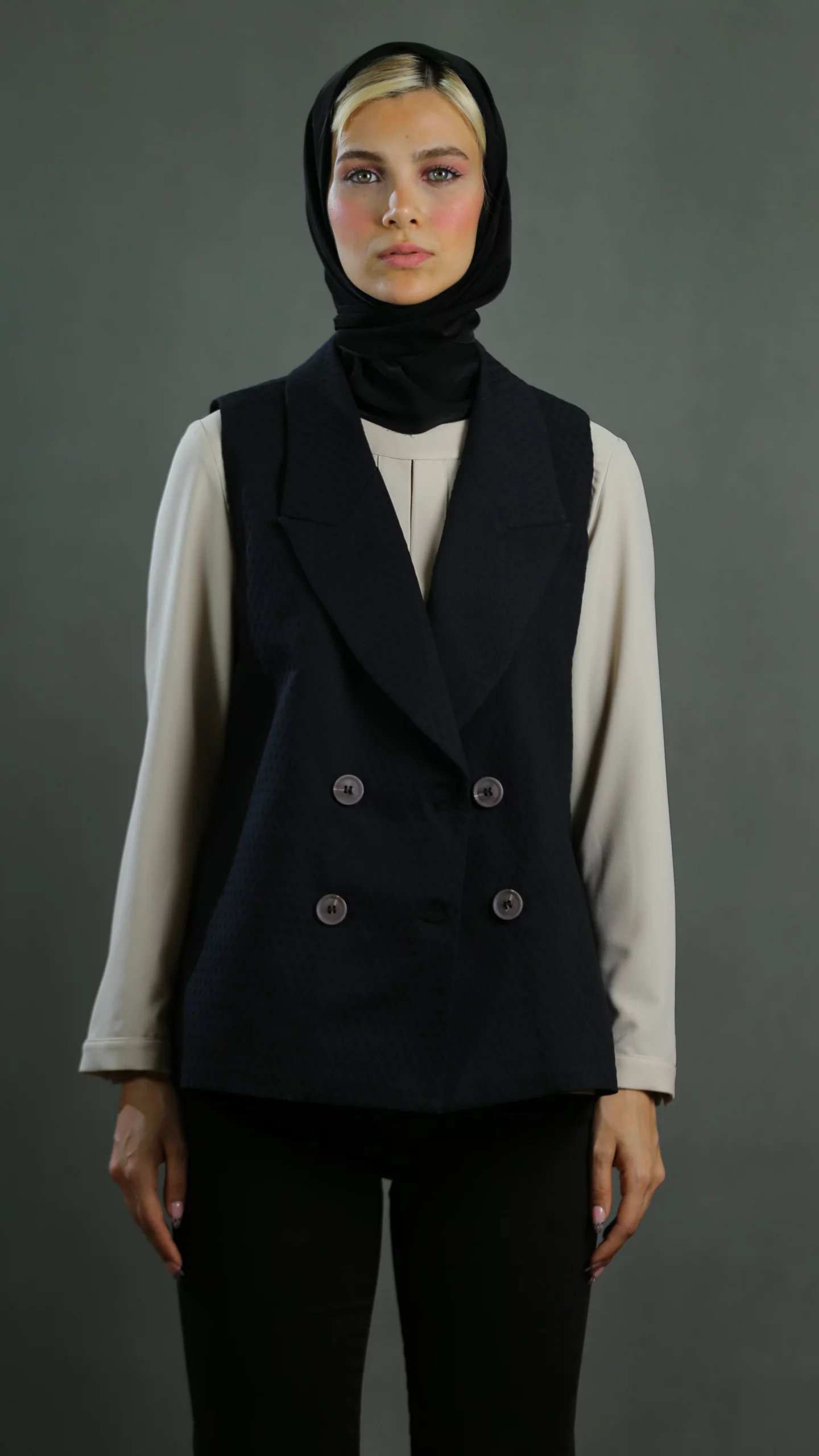 وست زنانه Q10 برندس Brands