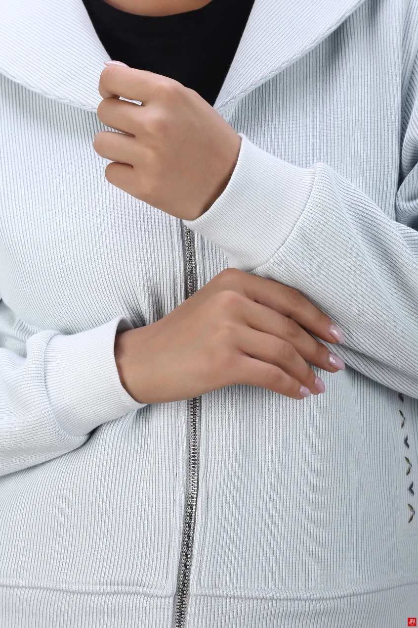 سویشرت زنانه اسپرت طرح دار گلدوزی رگولار جی پی ای JPA – کد 04150