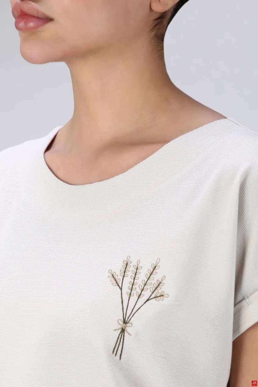 تیشرت زنانه یقه گرد طرحدار رگولار جی پی ای JPA - کد 04401