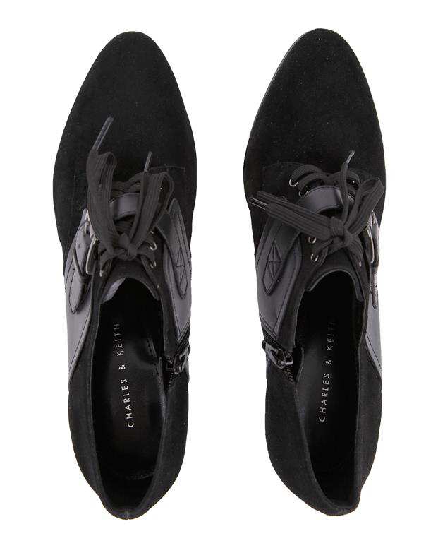 کفش زنانه پاشنه بلند مشکی CHARLES & KEITH