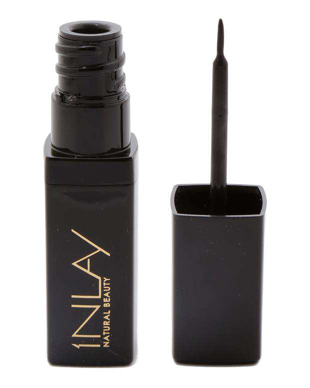 خط چشم مایع Onyx این لی