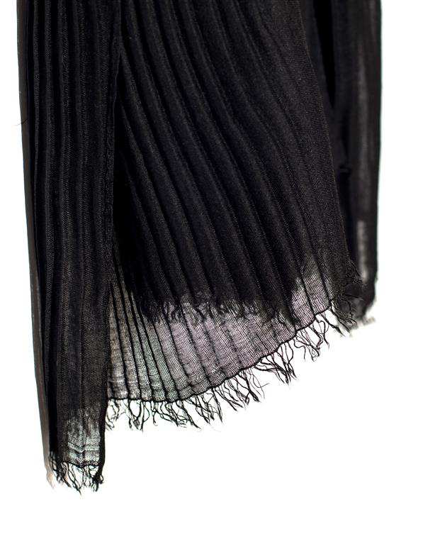 شال زنانه نخی پلیسه مشکی Market Scarf 